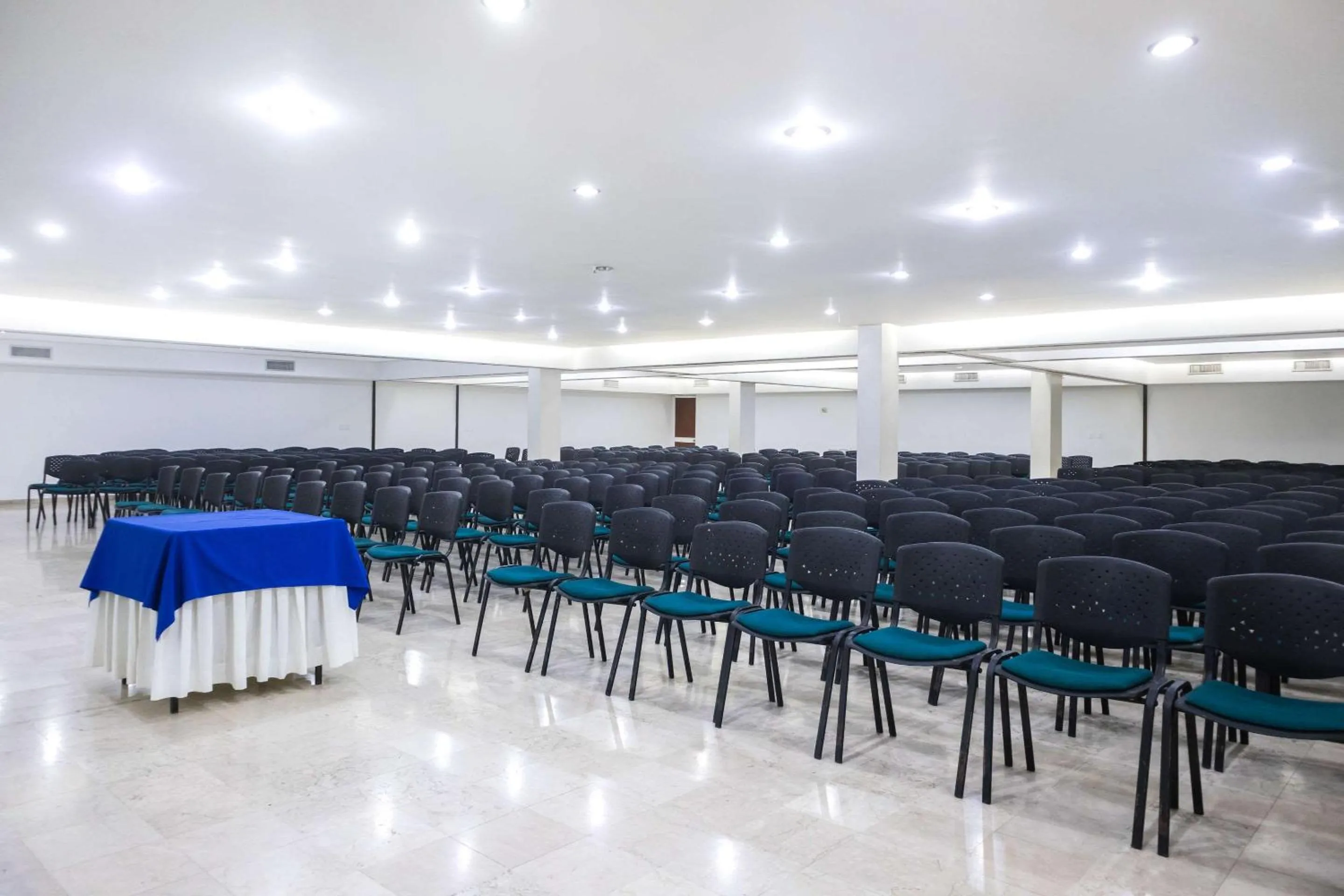 Meeting/conference room in Hotel Faranda Bolivar Cucuta, a member of Radisson Individuals