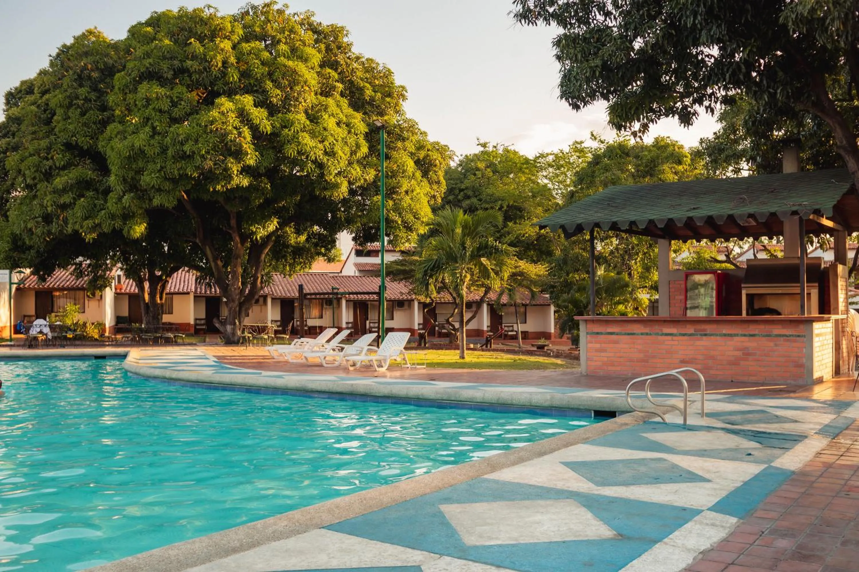 Swimming pool in Hotel Faranda Bolivar Cucuta, a member of Radisson Individuals