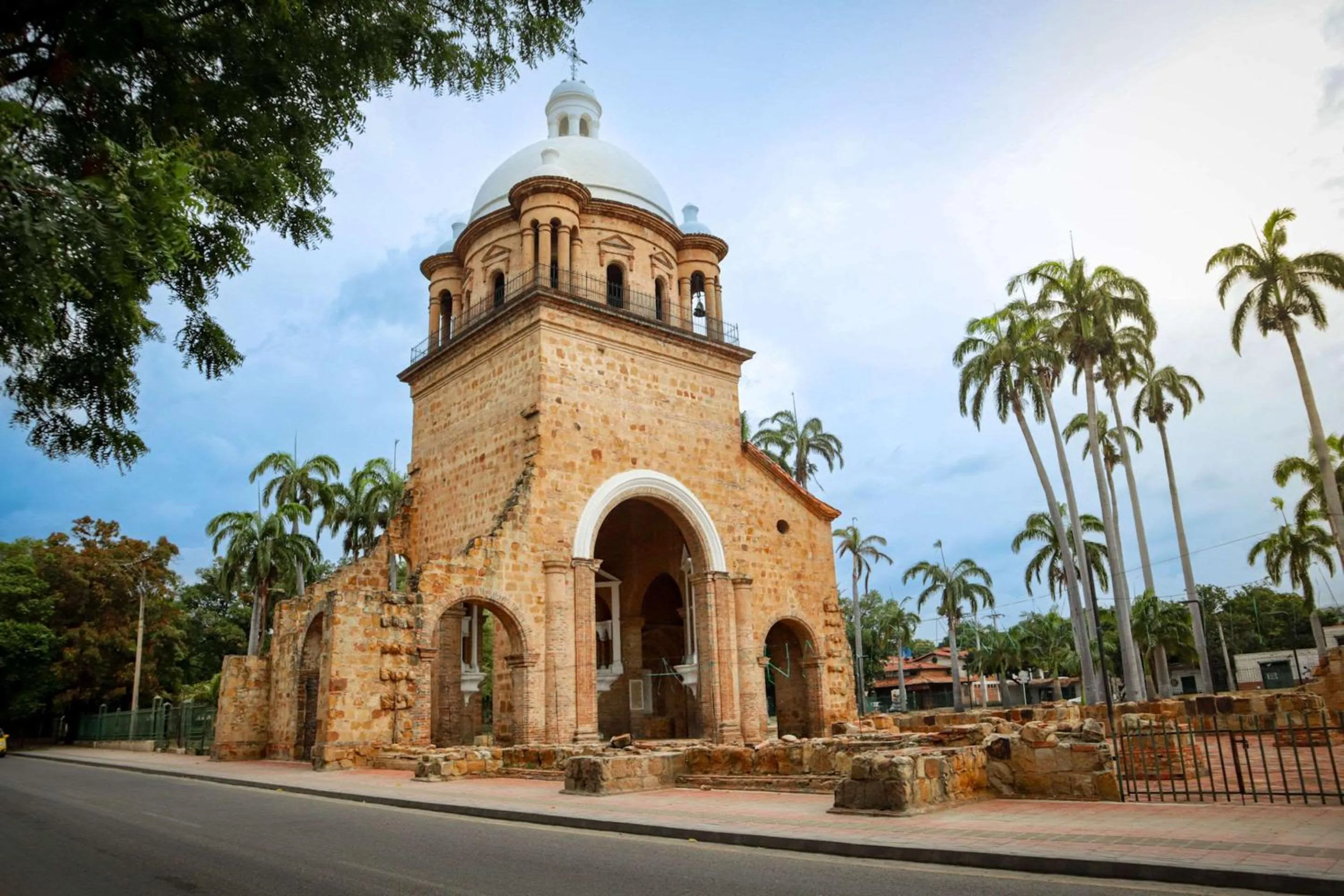 Nearby landmark in Hotel Faranda Bolivar Cucuta, a member of Radisson Individuals