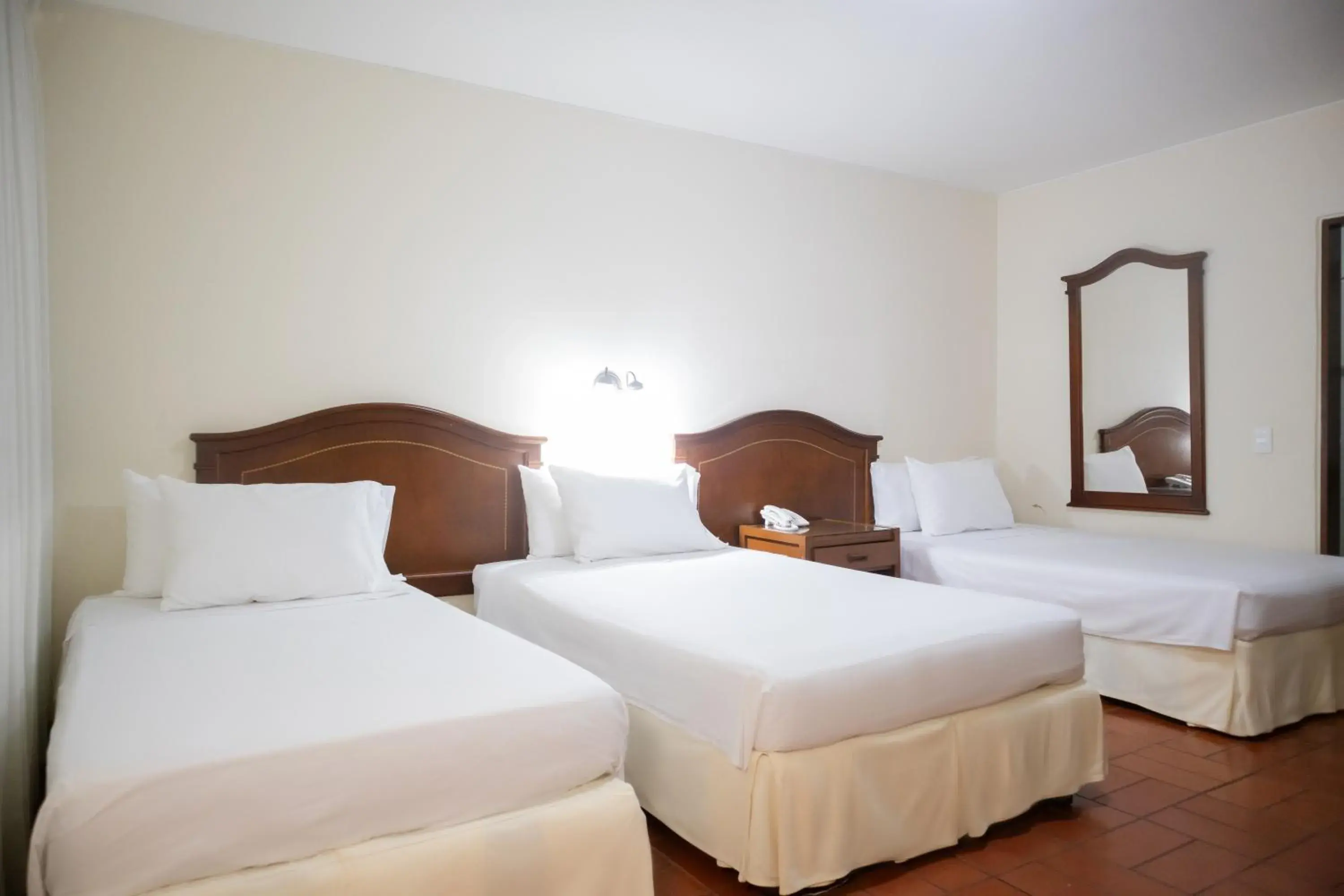 3 Single Beds - single occupancy - Non Smoking in Hotel Faranda Bolivar Cucuta, a member of Radisson Individuals 3 Single Beds - single occupancy - Non Smoking in Hotel Faranda Bolivar Cucuta, a member of Radisson Individuals
