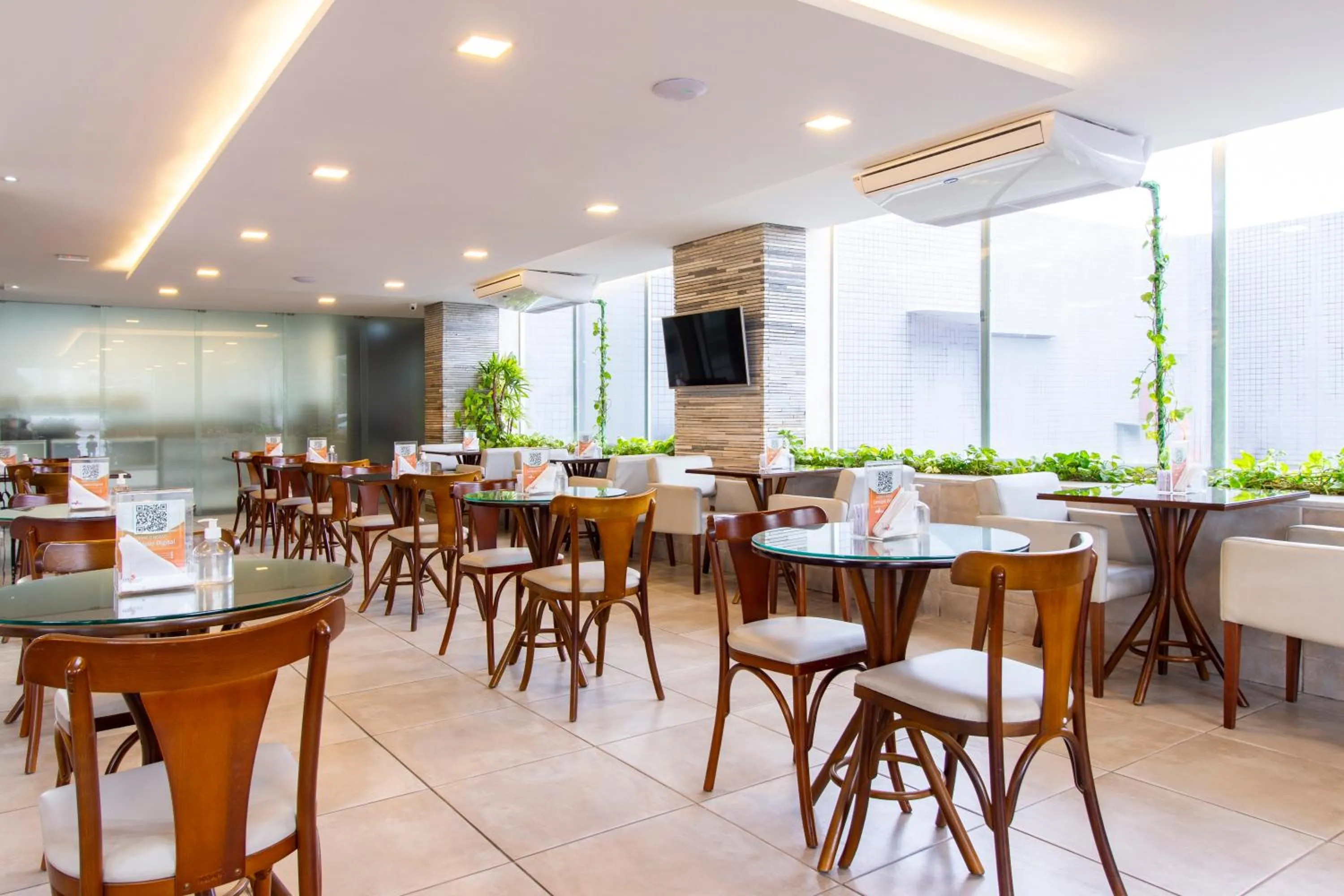 Restaurant/places to eat in Citi Hotel Express Caruaru