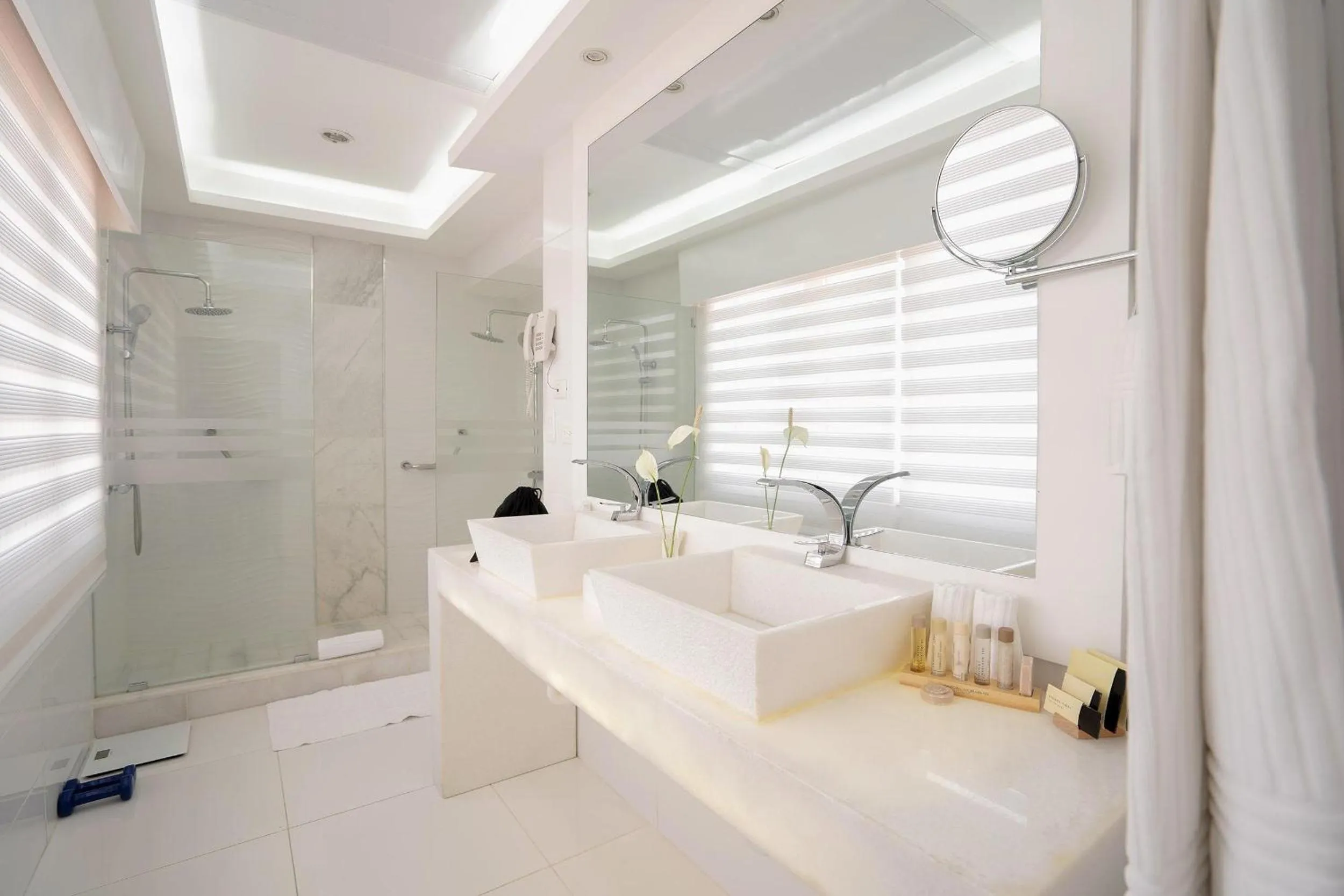 Bathroom in Hodelpa Gran Almirante