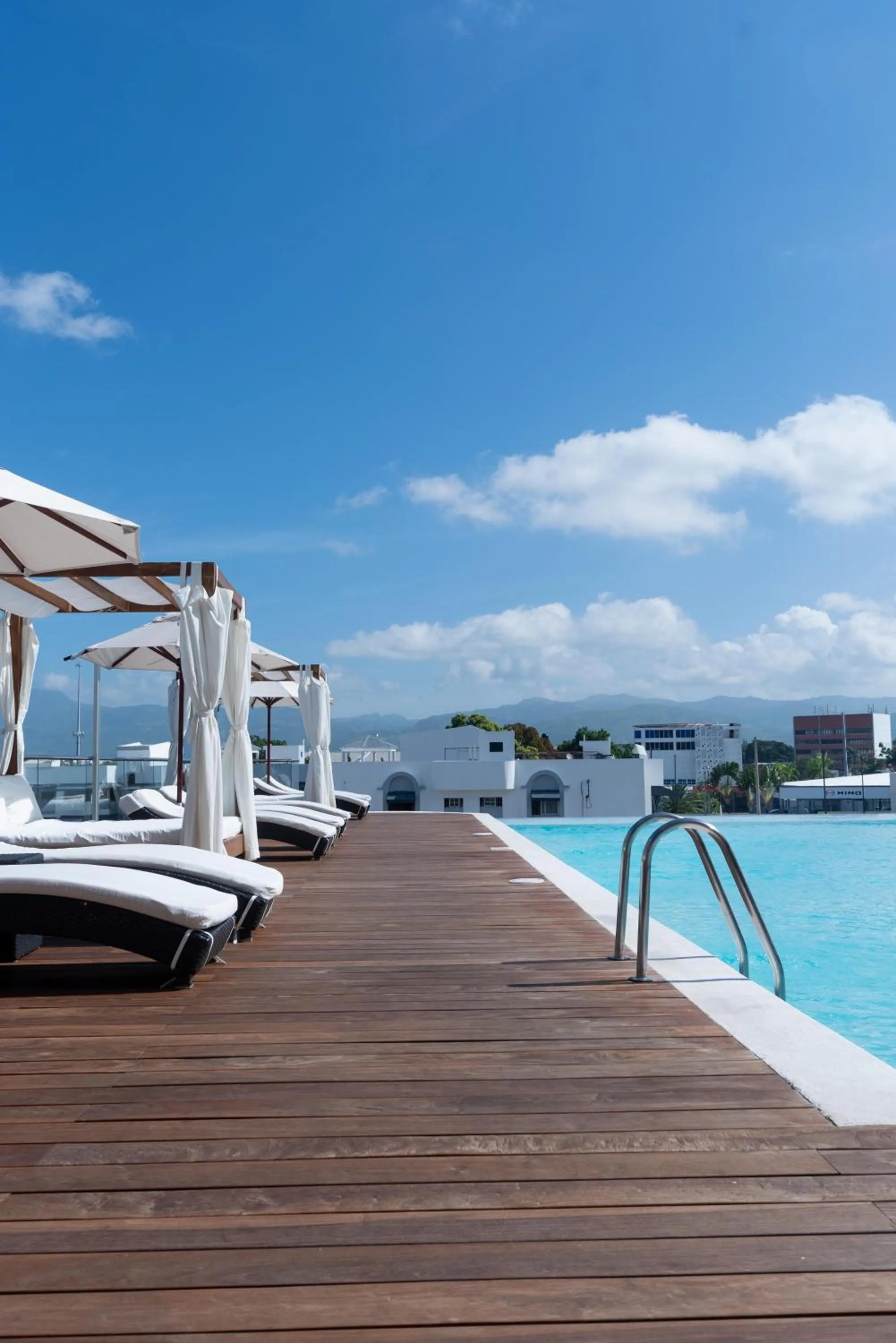 Swimming pool in Hodelpa Gran Almirante