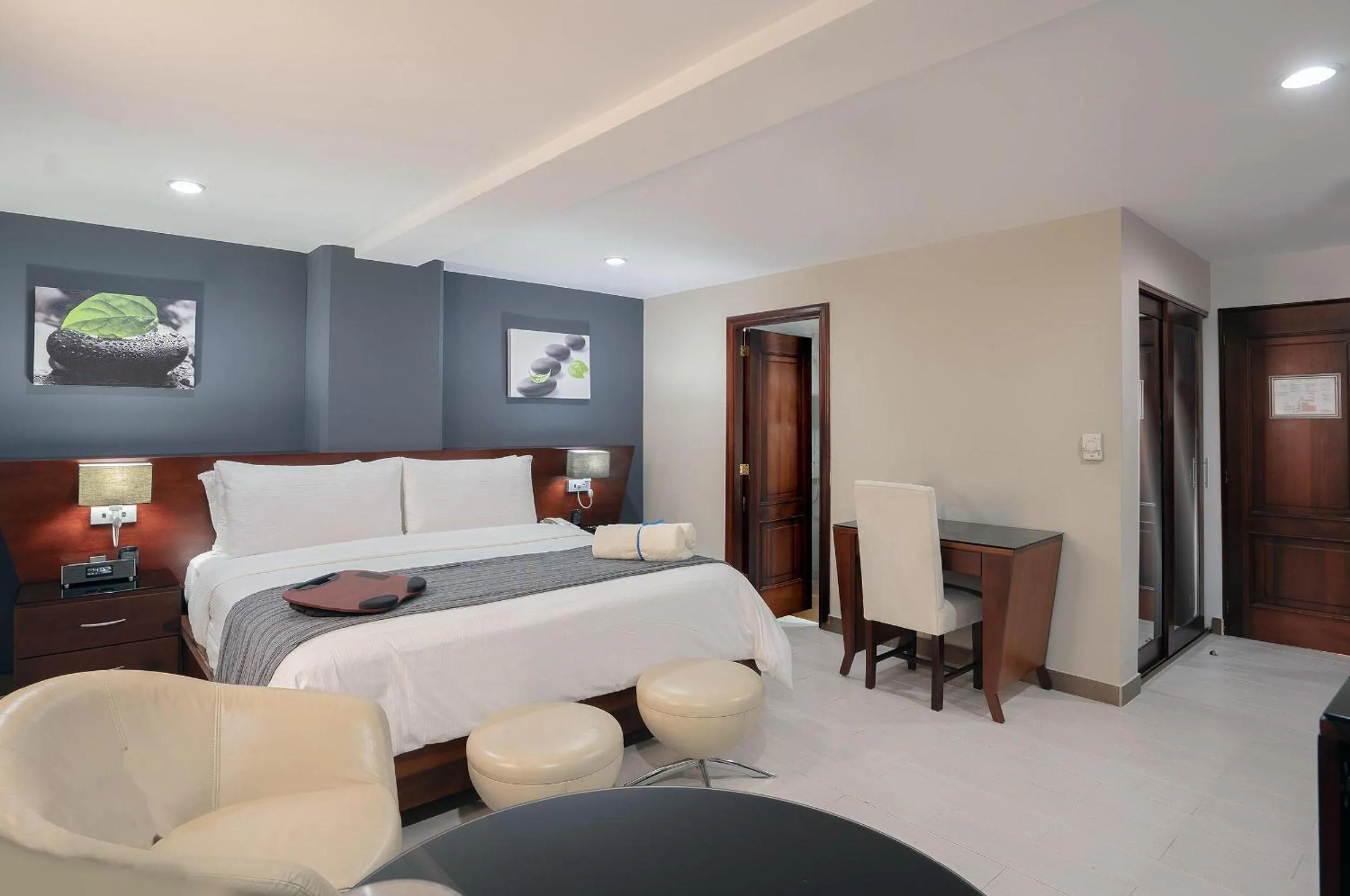 Photo of the whole room, Bed in Hodelpa Gran Almirante