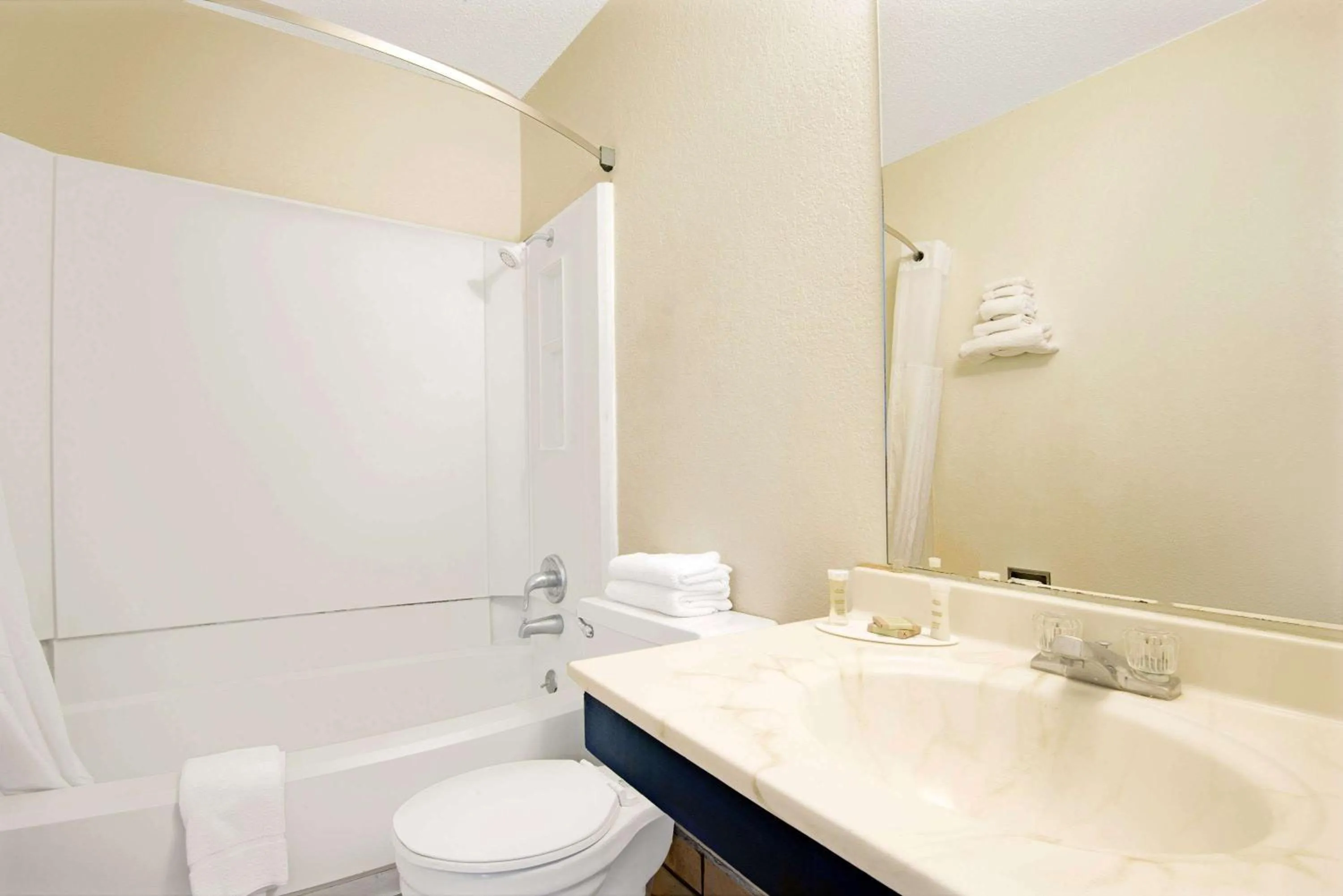Bathroom in Super 8 by Wyndham Las Cruces University Area