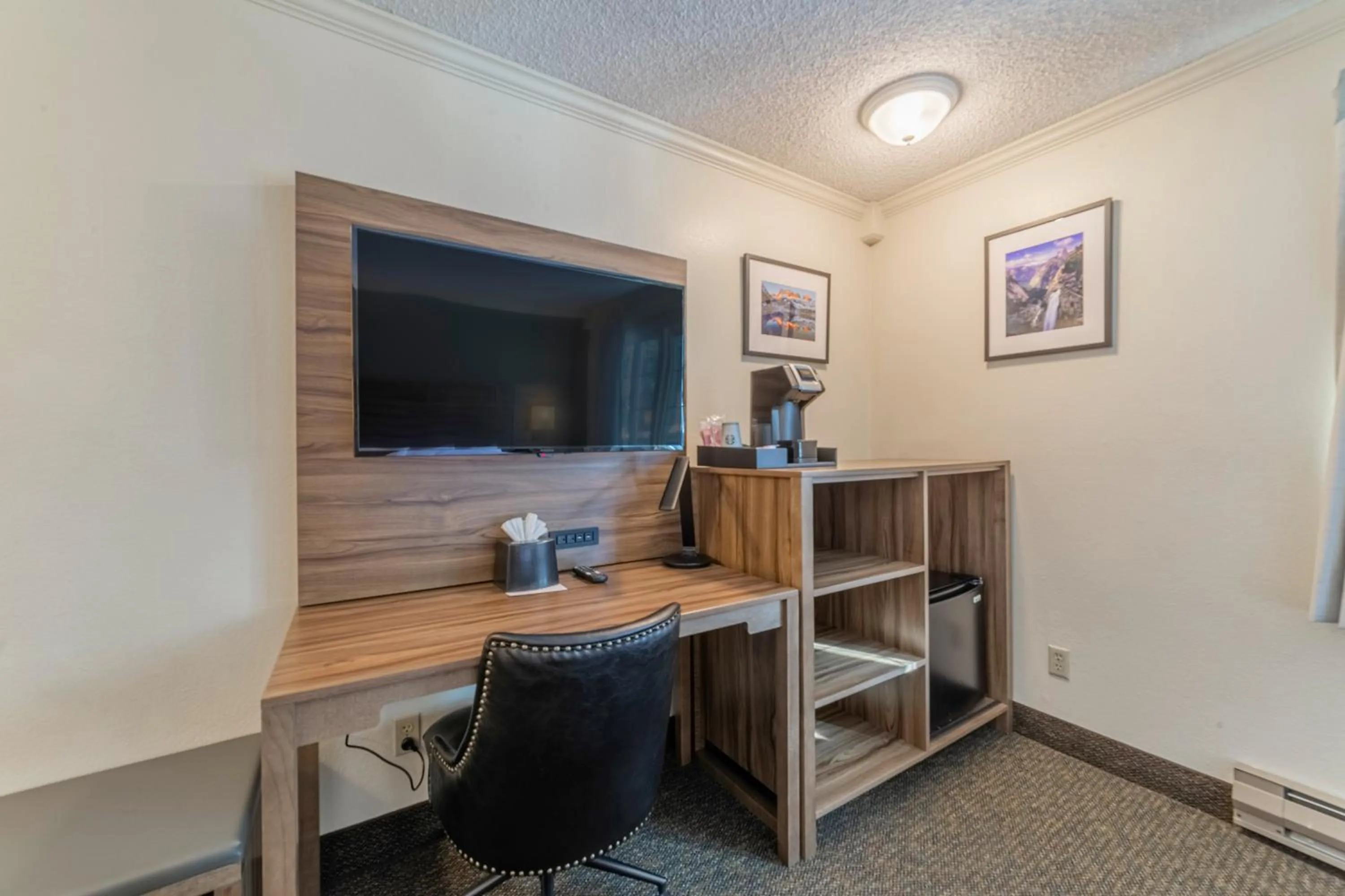 TV and multimedia in Alpenhof Lodge