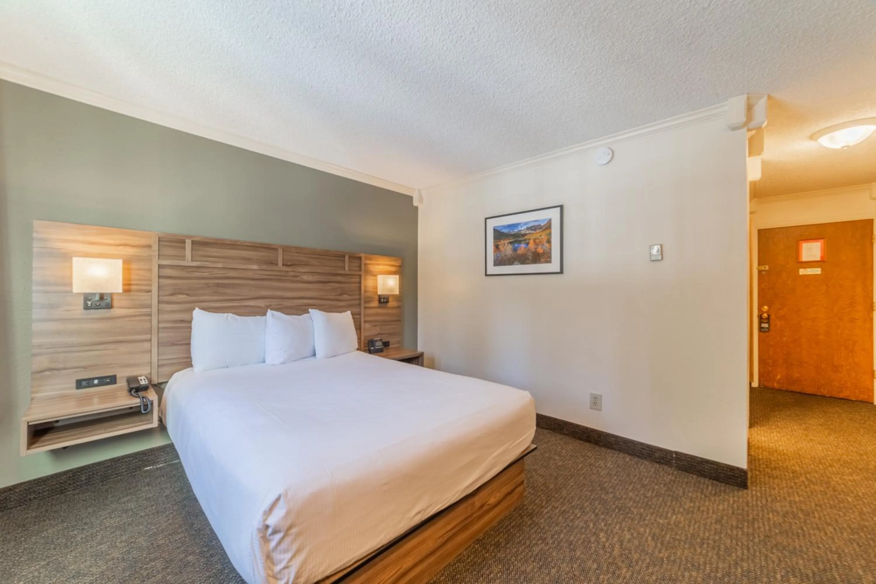 Bed in Alpenhof Lodge