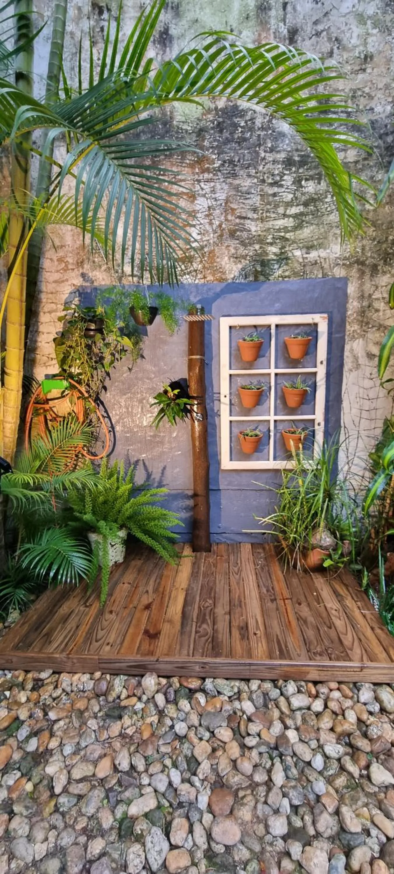 Shower in Pousada Santarina