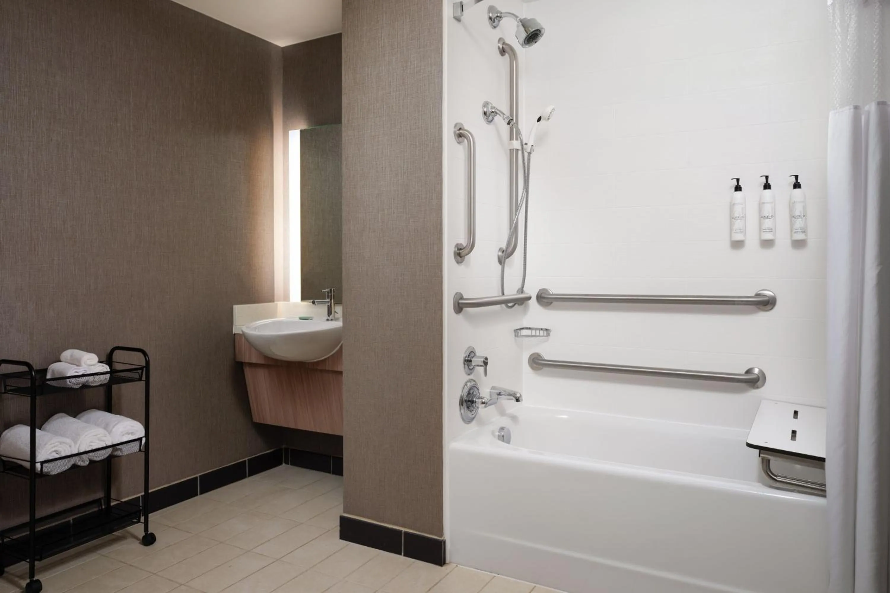 Bathroom in SpringHill Suites Minneapolis-St. Paul Airport/Mall Of America