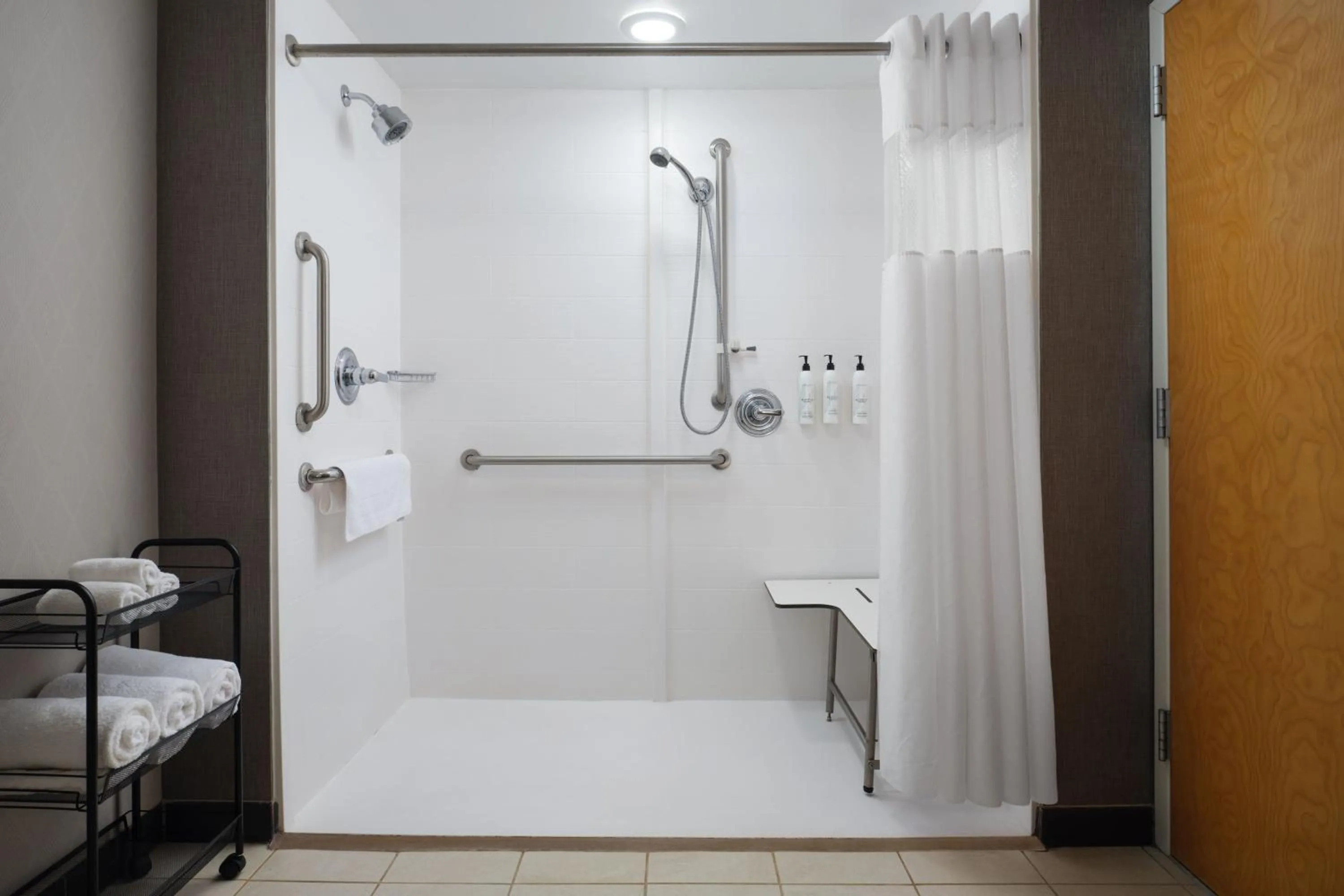 Bathroom in SpringHill Suites Minneapolis-St. Paul Airport/Mall Of America