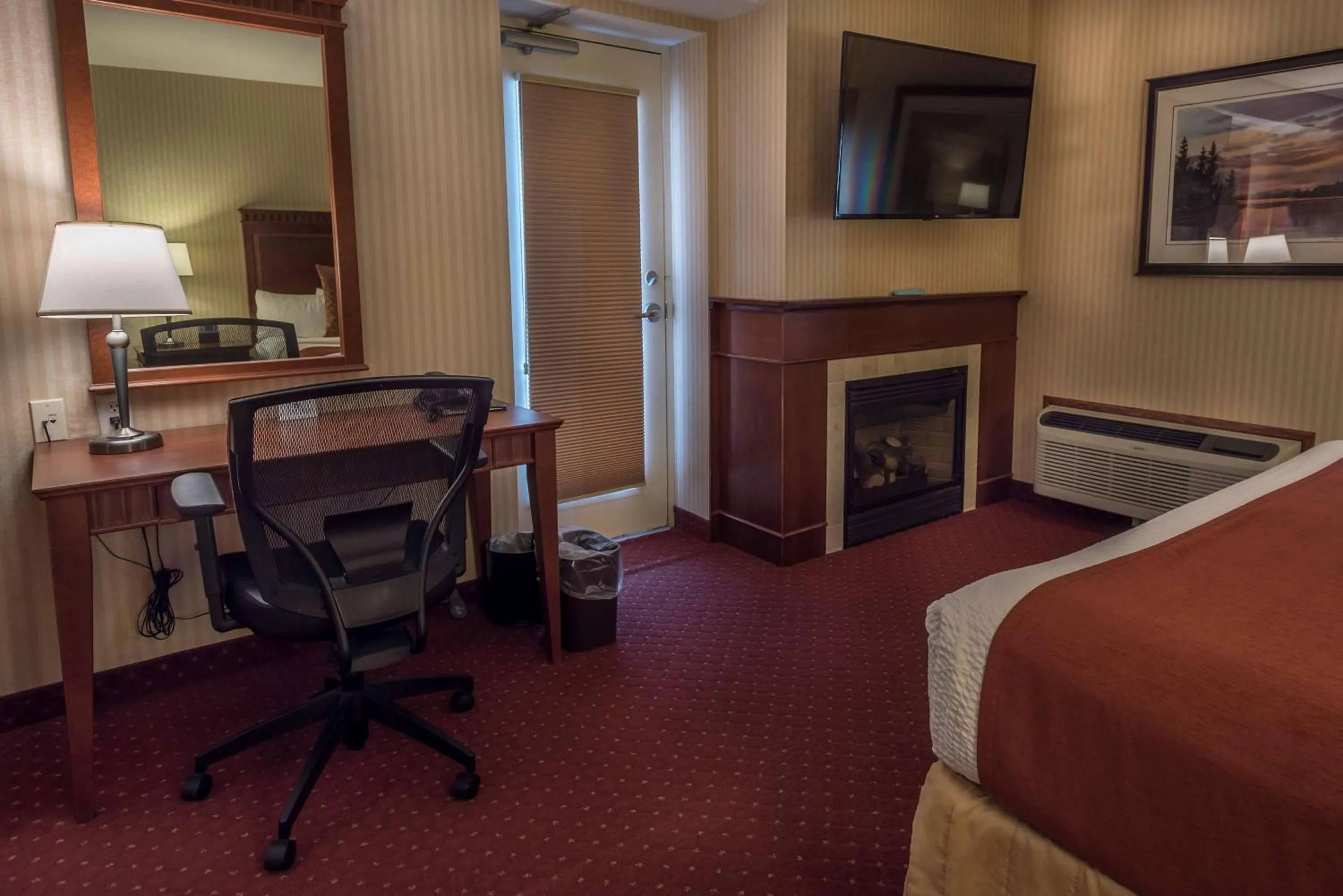 Other, Bed in Best Western Plus Otonabee Inn