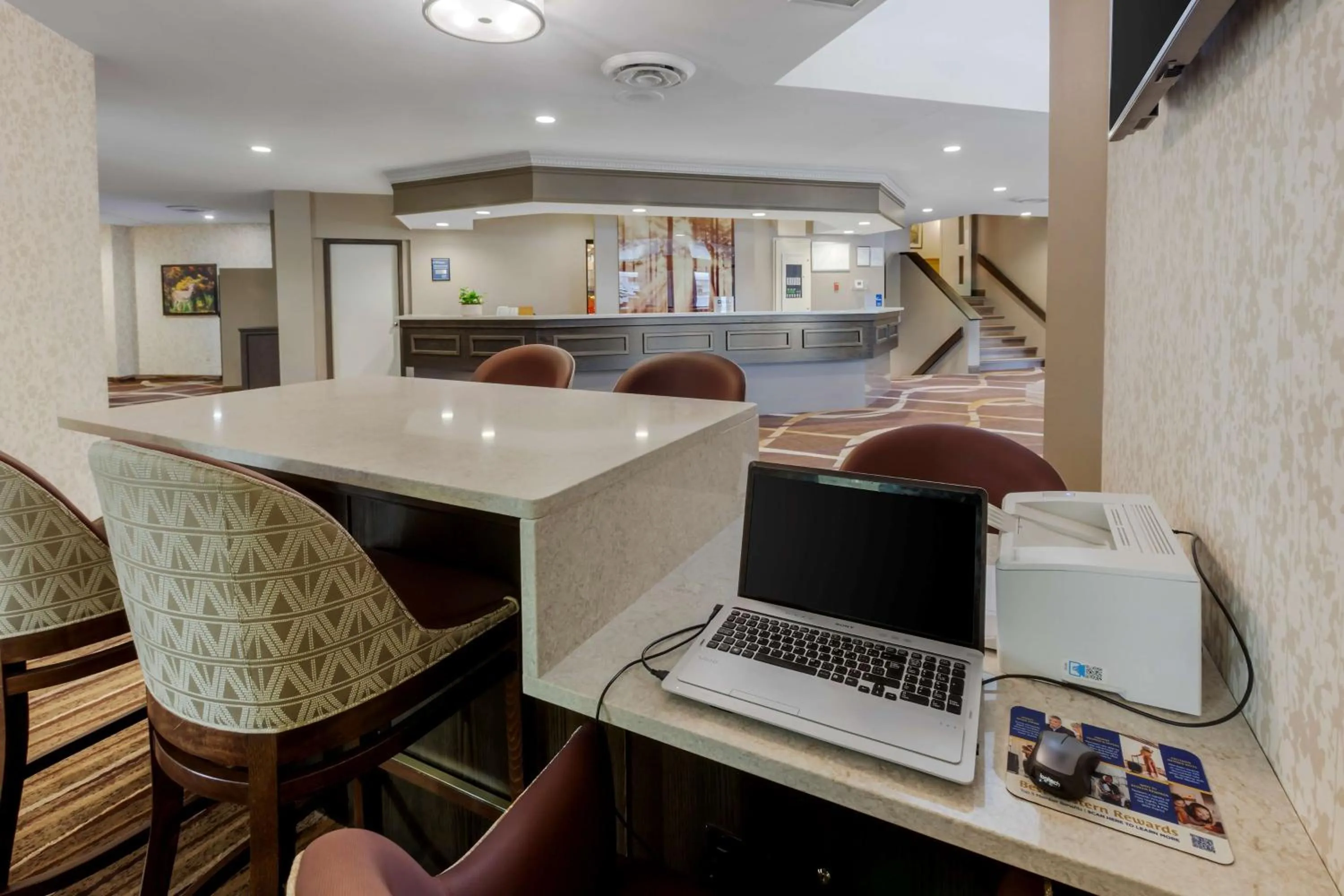 Business facilities in Best Western Plus Otonabee Inn