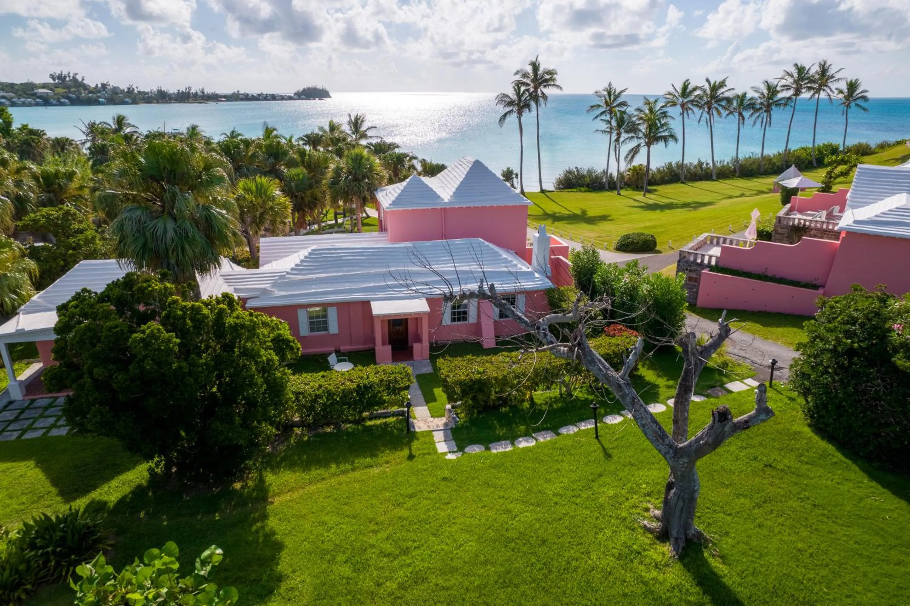 Facade/entrance in Cambridge Beaches Resort and Spa