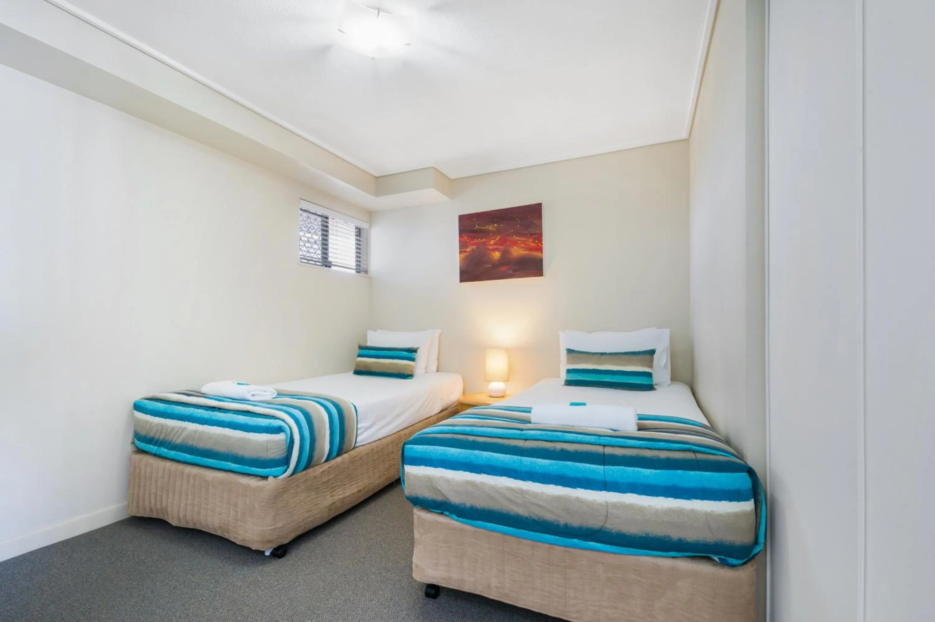 Bed in Seamark on First