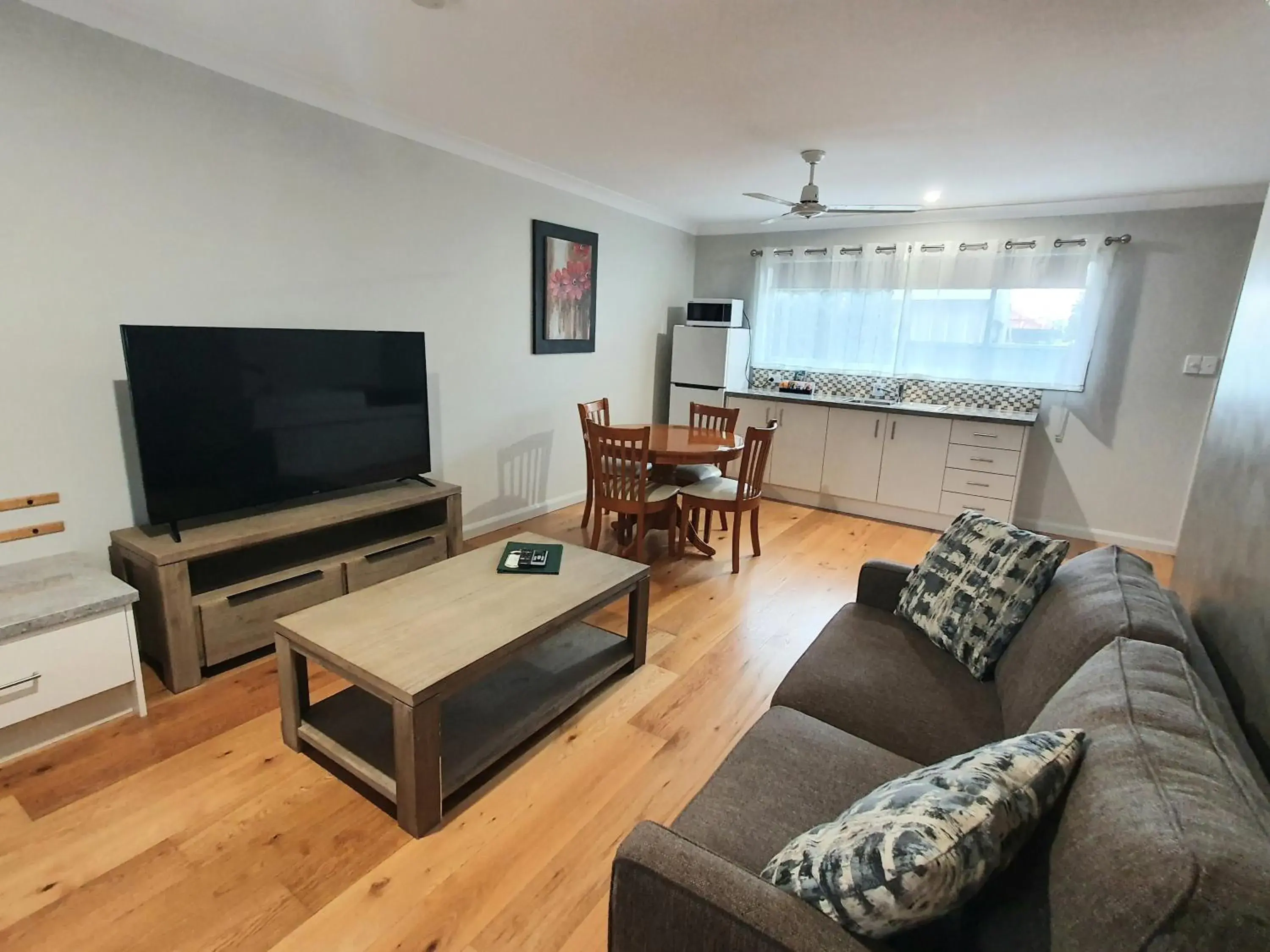 Family Suite in McNevins Maryborough Motel Family Suite in McNevins Maryborough Motel