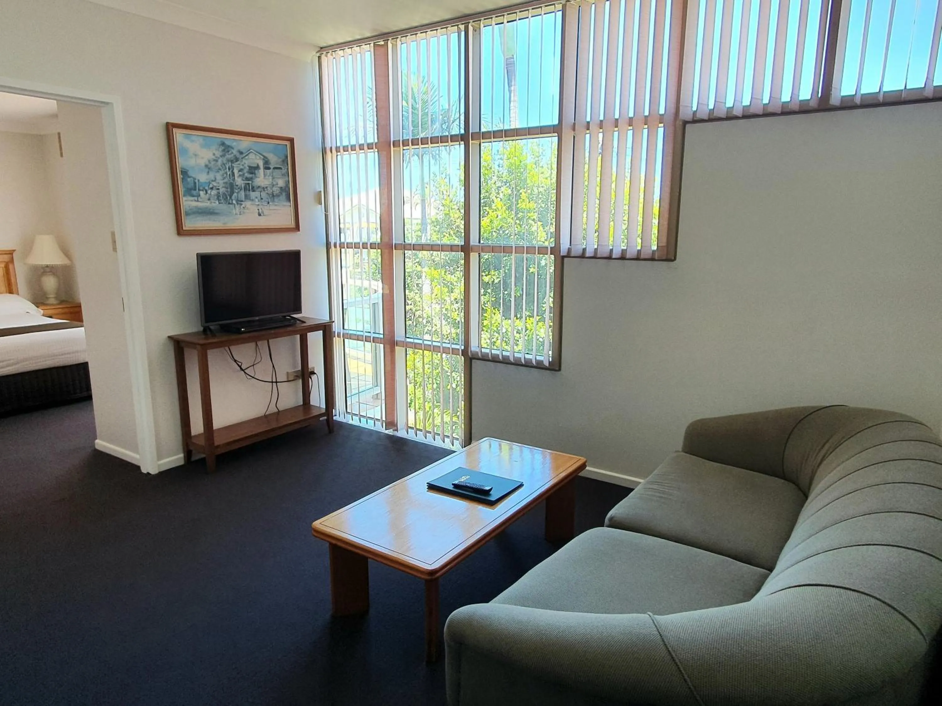 Living room in McNevins Maryborough Motel