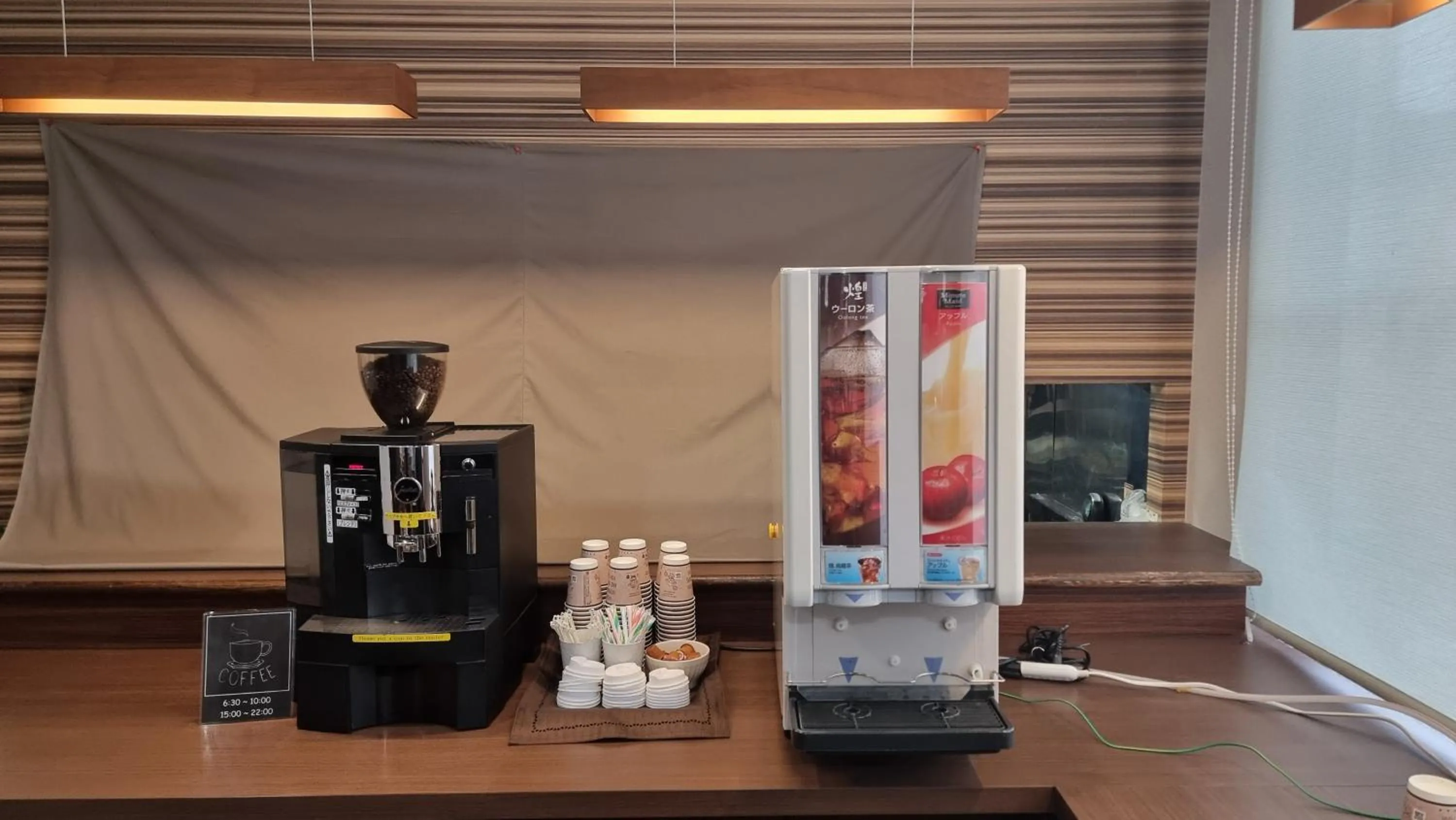 Coffee/tea facilities in Hotel Route-Inn Dai2 Nagano Naganobekkan