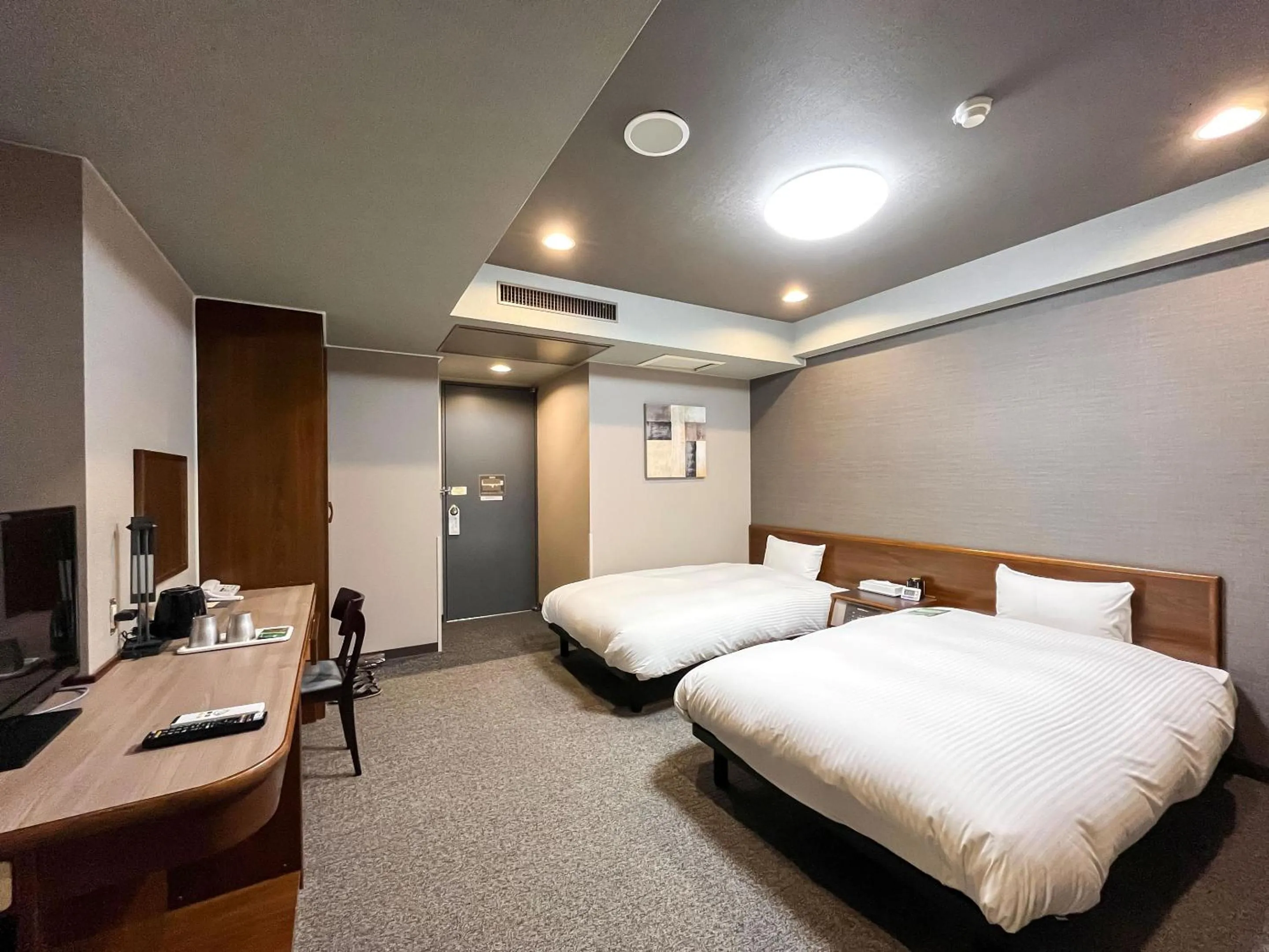 Photo of the whole room, Bed in Hotel Route-Inn Dai2 Nagano Naganobekkan