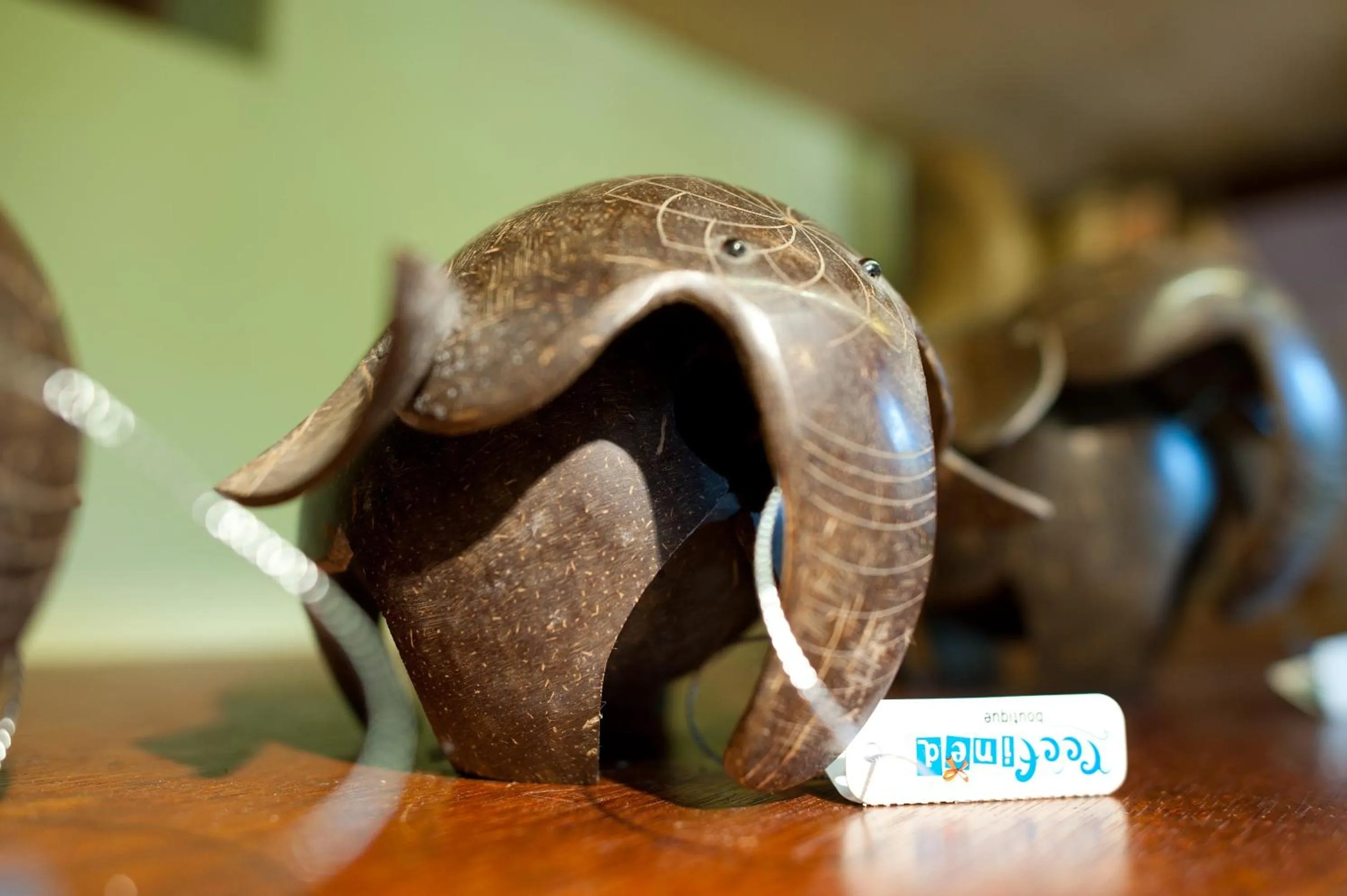 On-site shops in Reef Villa