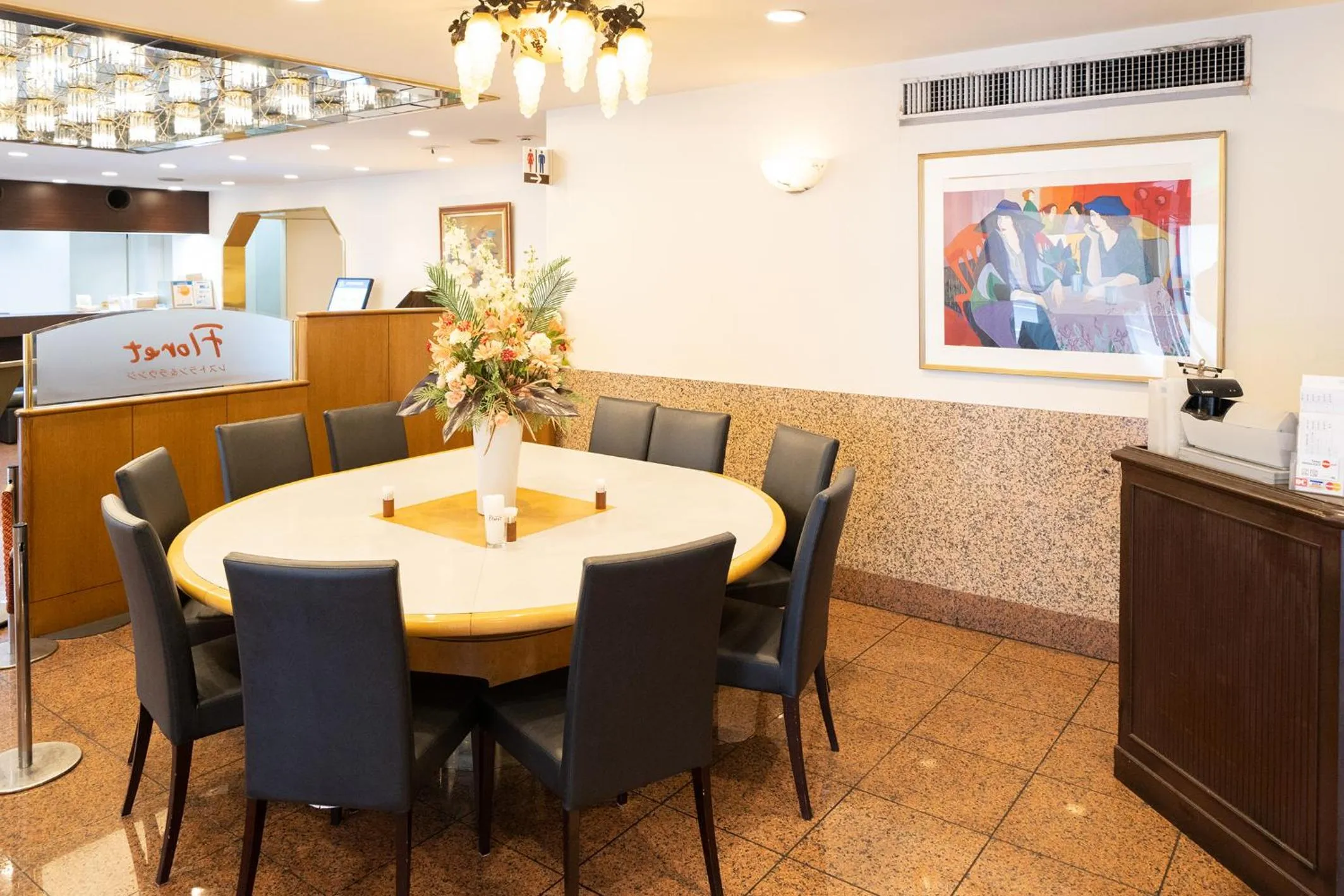 Restaurant/places to eat in Hotel Sunlite Shinjuku