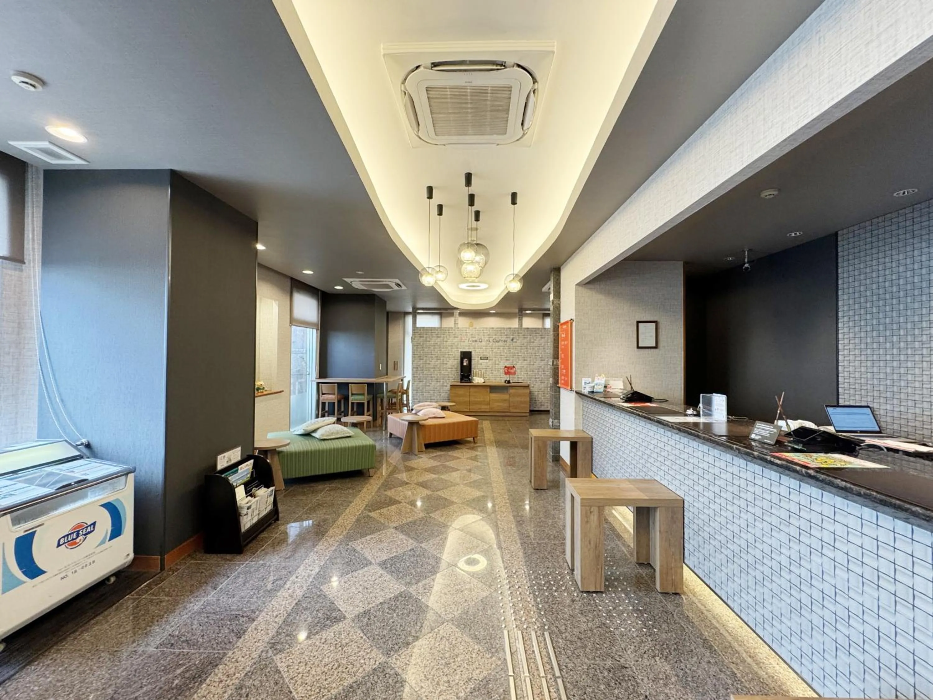 Lobby or reception in Hotel Route-Inn Nahatomariko