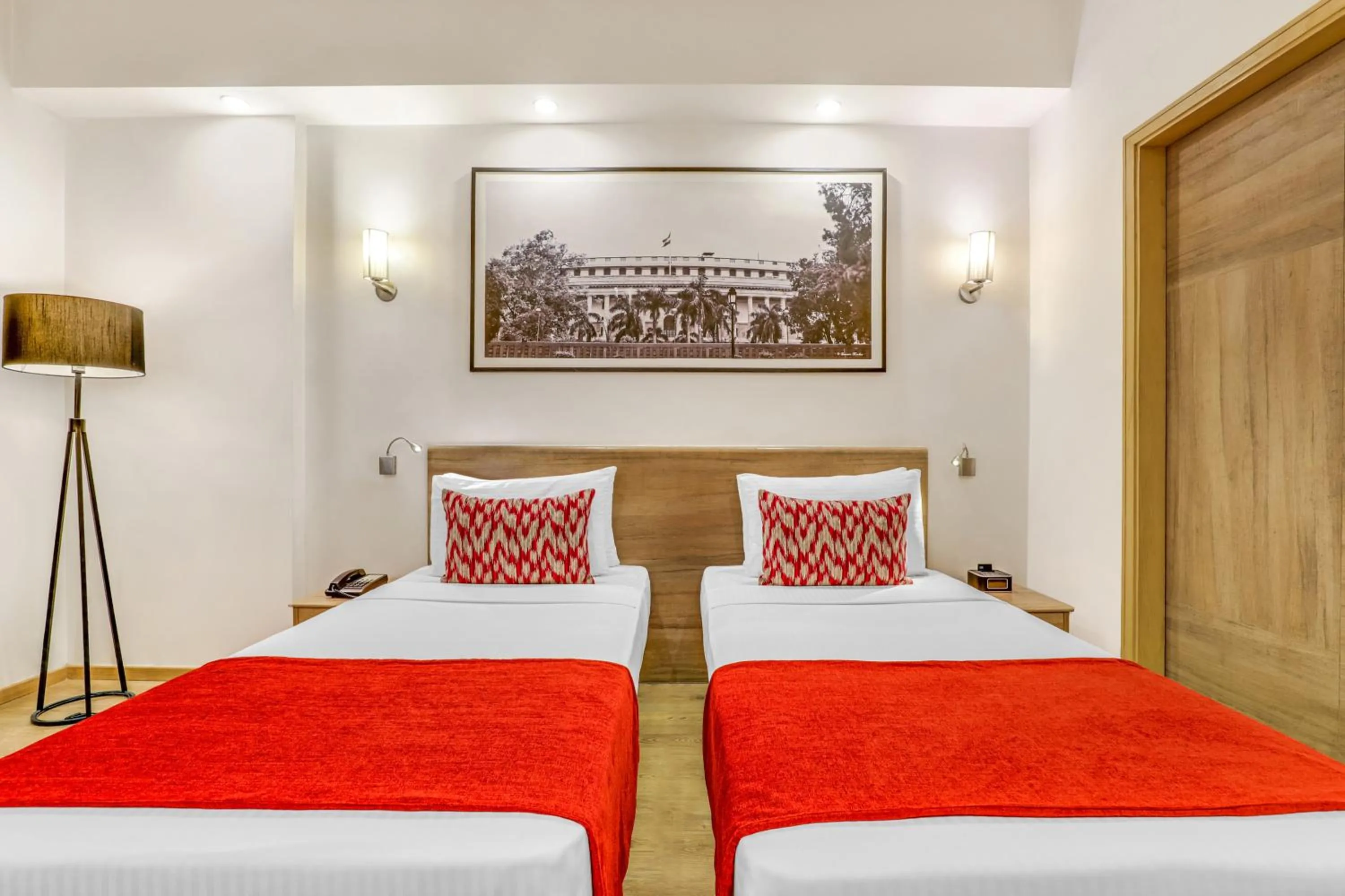 Bedroom, Bed in Lemon Tree Premier 1, Gurugram
