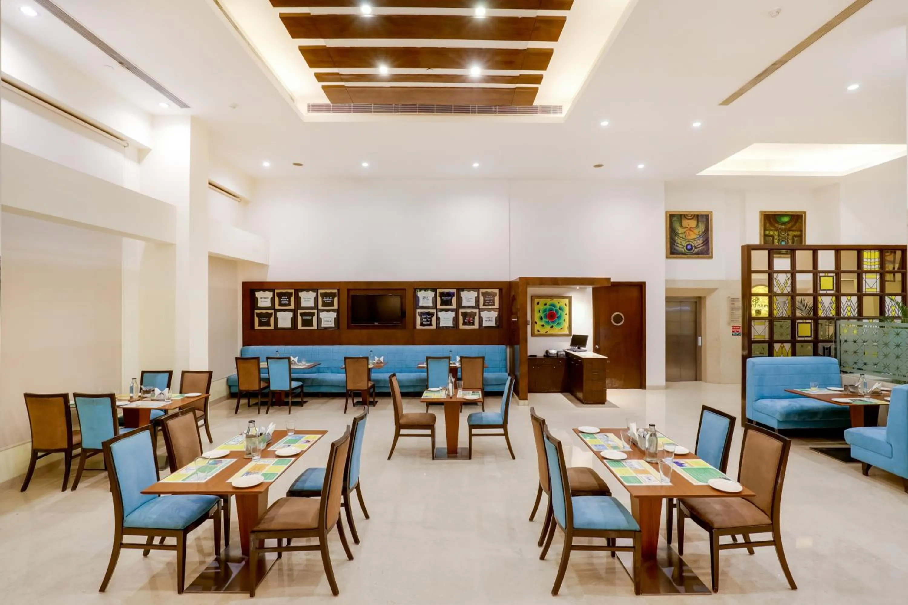 Dinner in Lemon Tree Premier 1, Gurugram