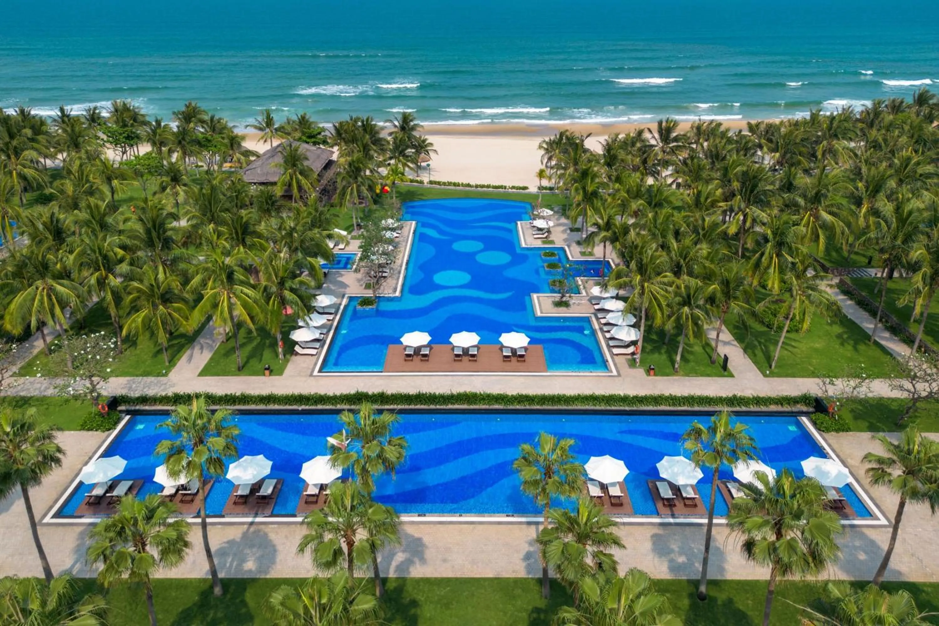 Swimming pool in Danang Marriott Resort & Spa