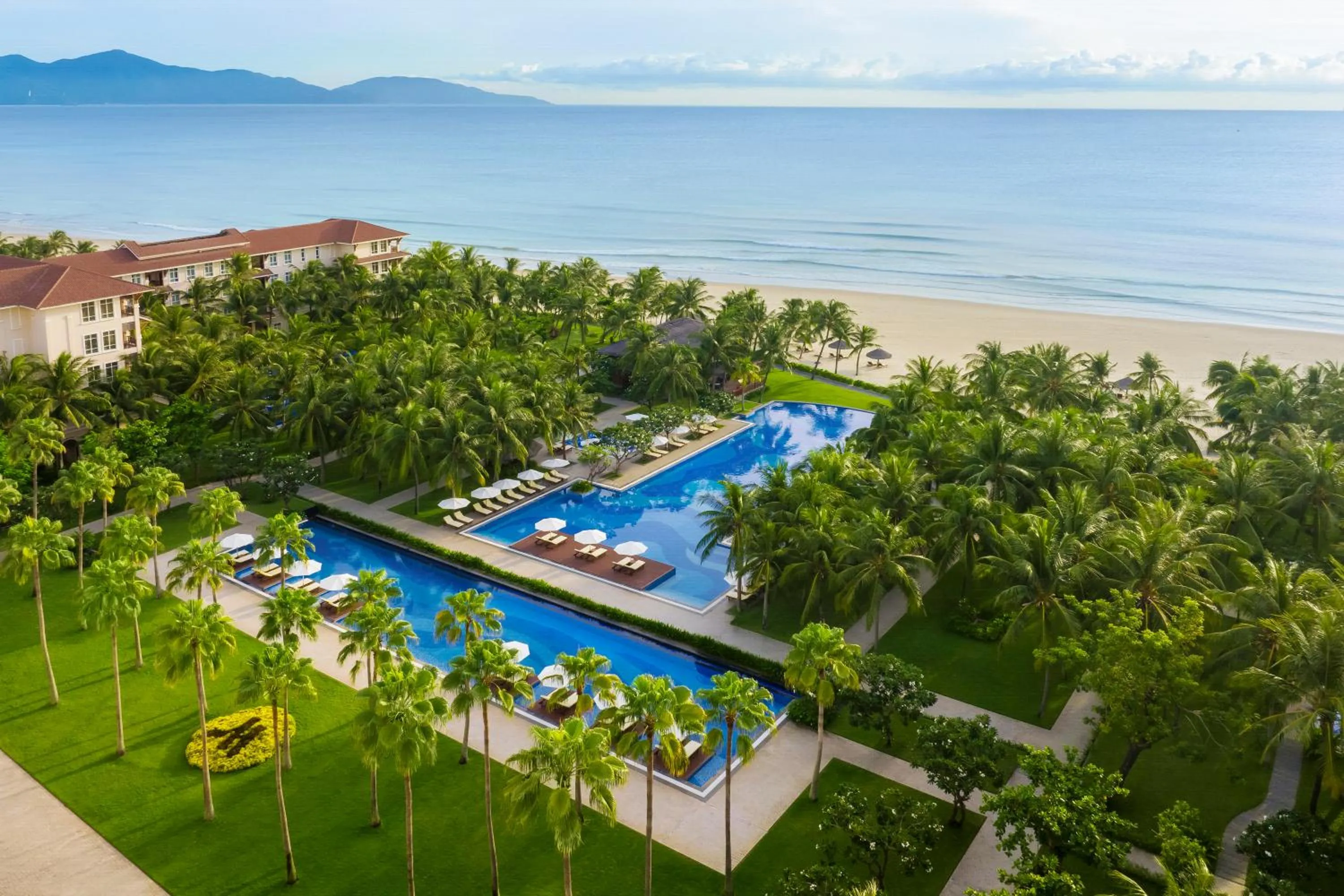 Swimming pool in Danang Marriott Resort & Spa