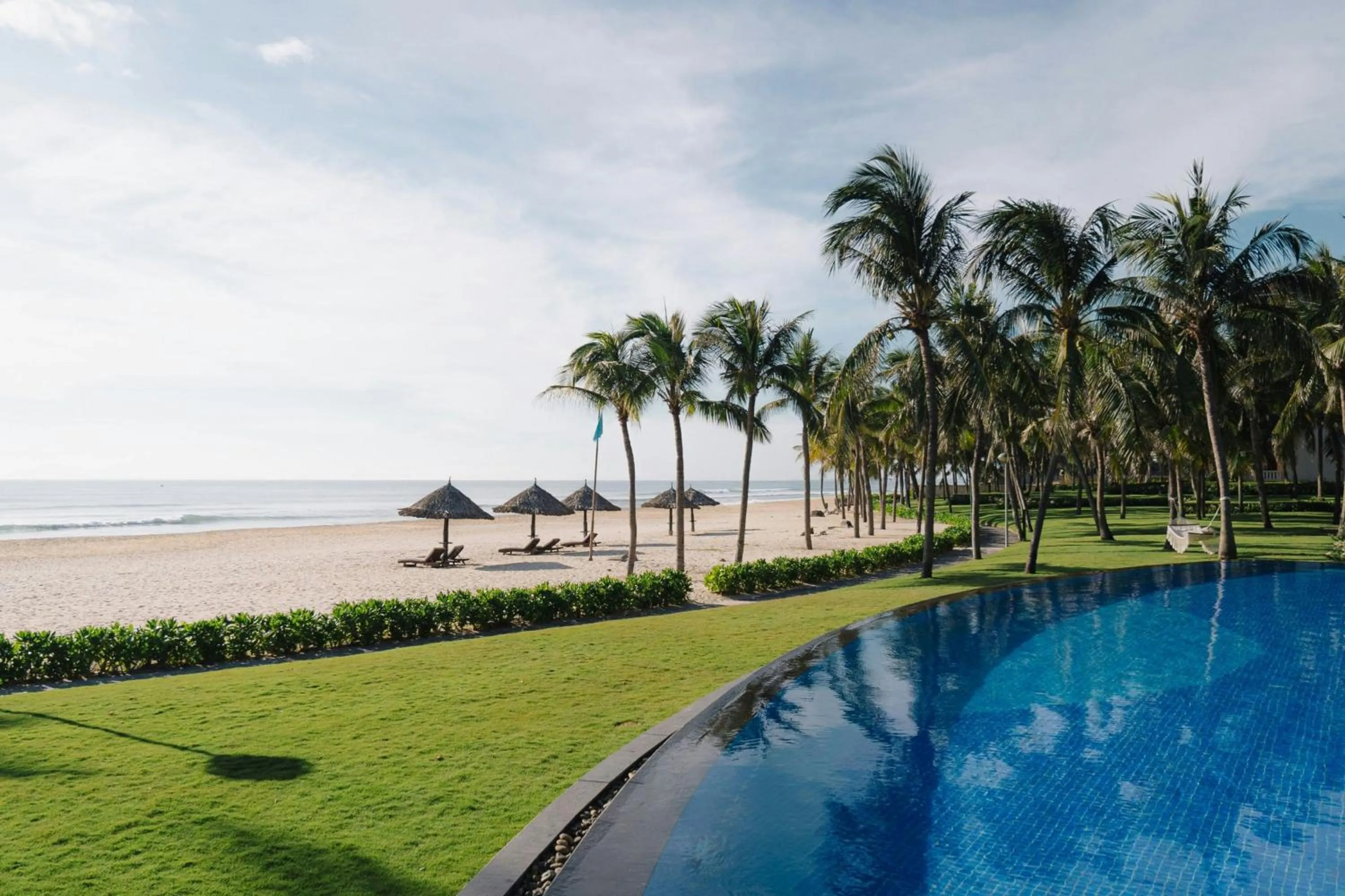 Swimming pool in Danang Marriott Resort & Spa