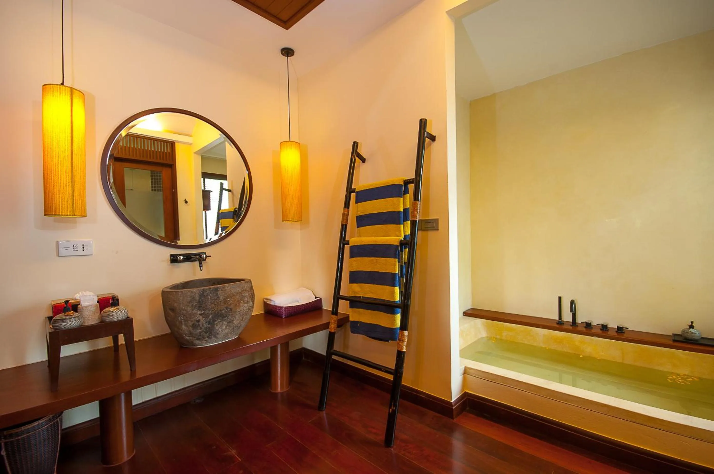 Bathroom in Chantaramas Beach Resort Koh Phangan