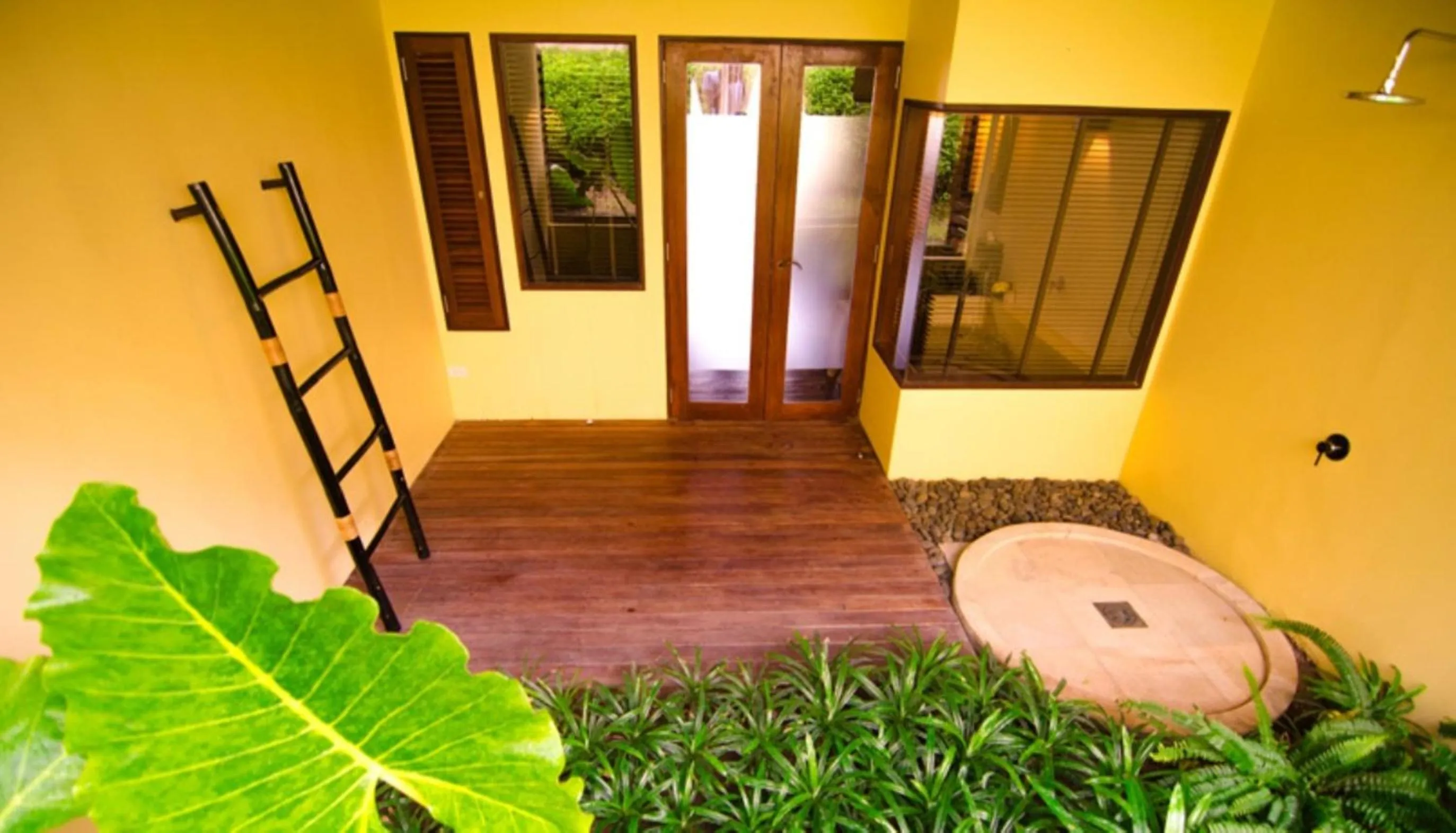 Bathroom in Chantaramas Beach Resort Koh Phangan