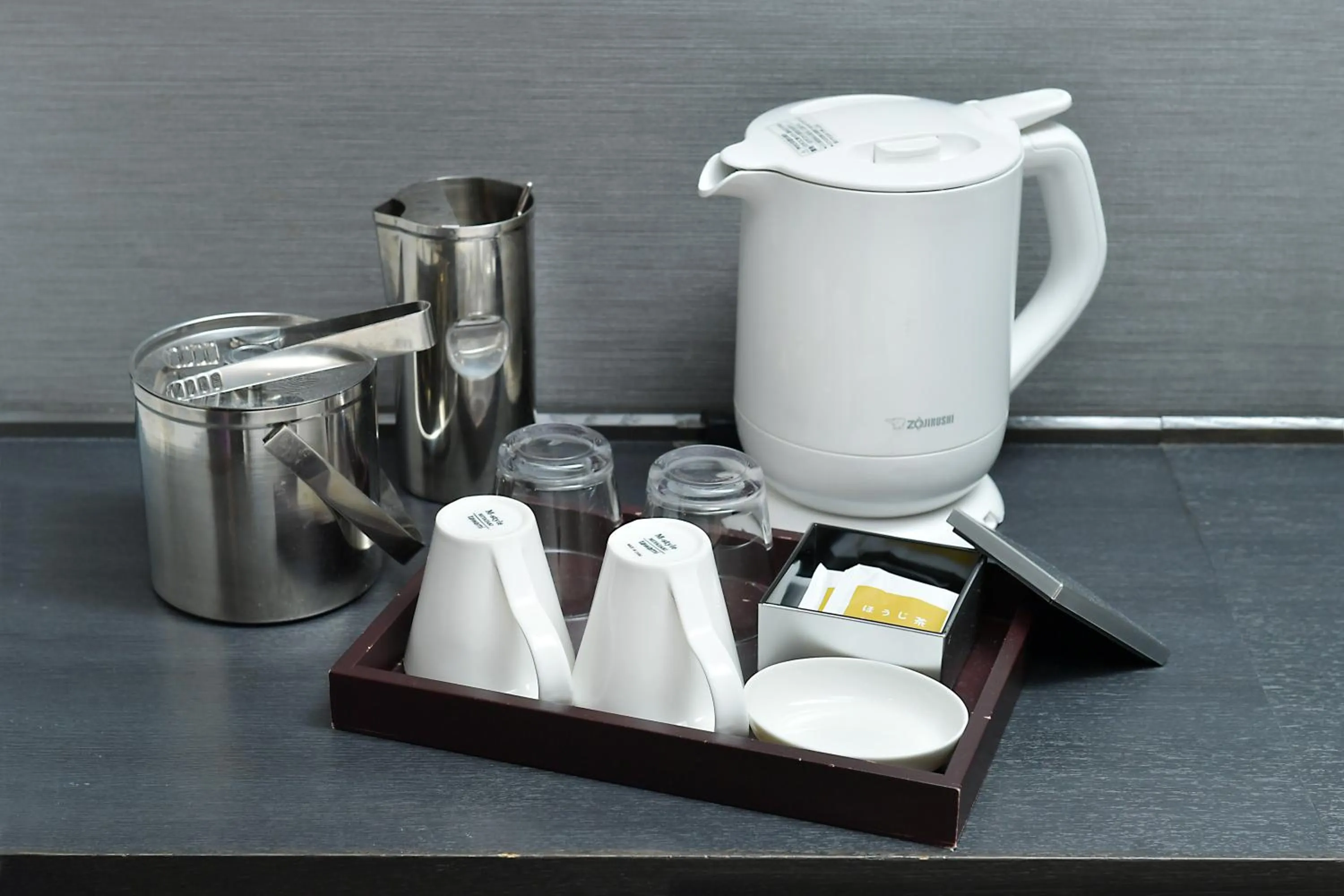 Coffee/tea facilities in Hotel Trusty Nagoya Shirakawa