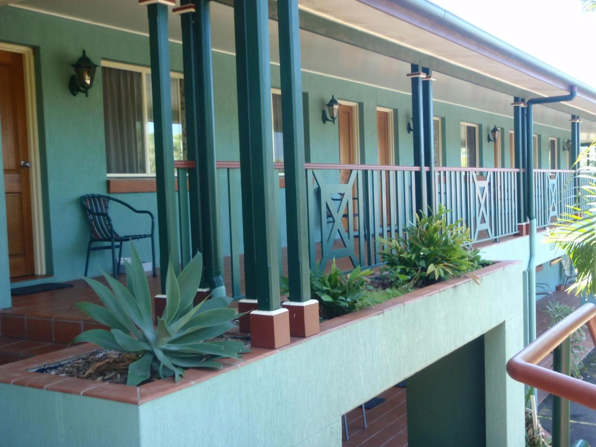 Day in McNevins Logan Park Motel