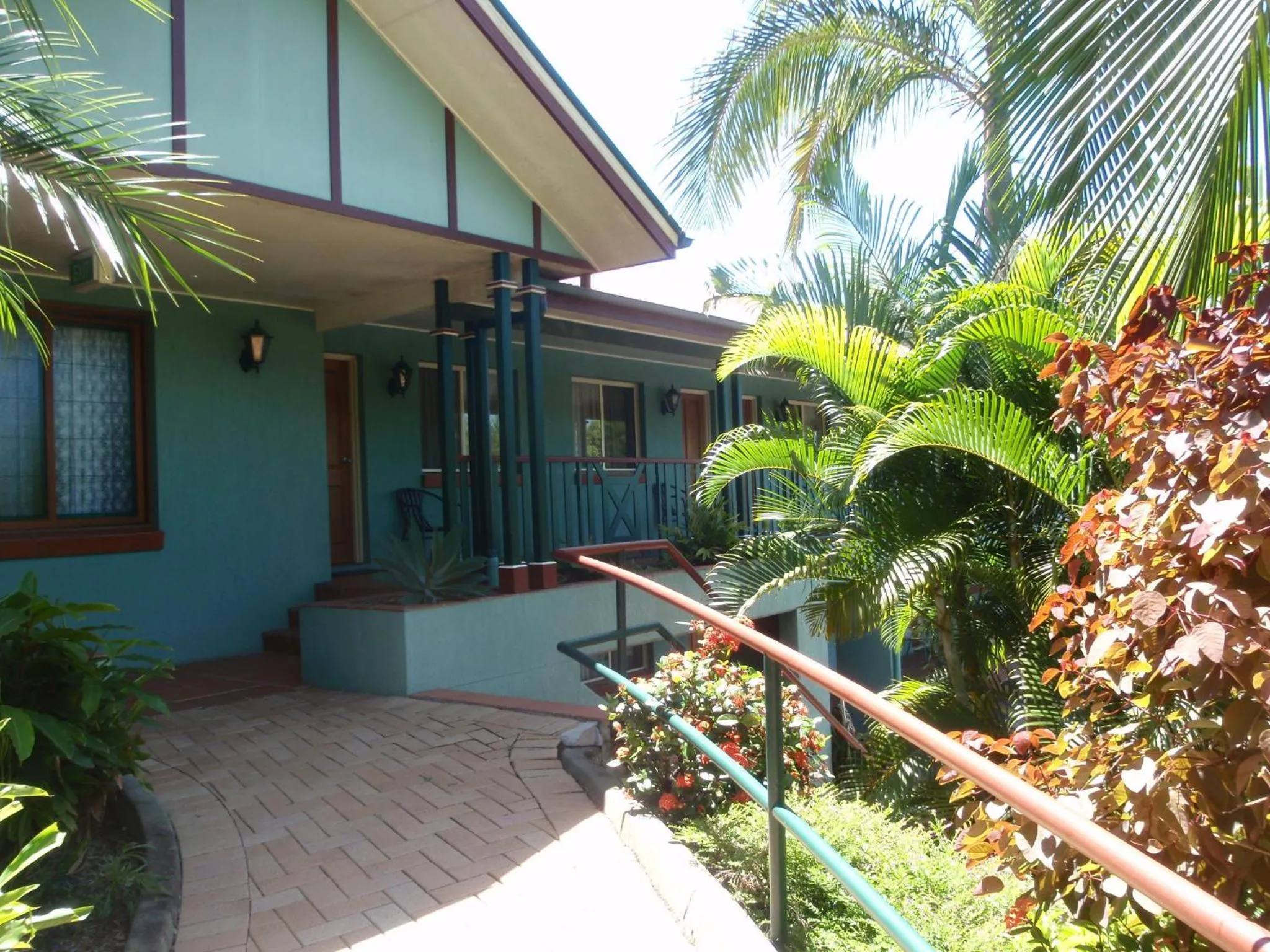 Facade/entrance in McNevins Logan Park Motel