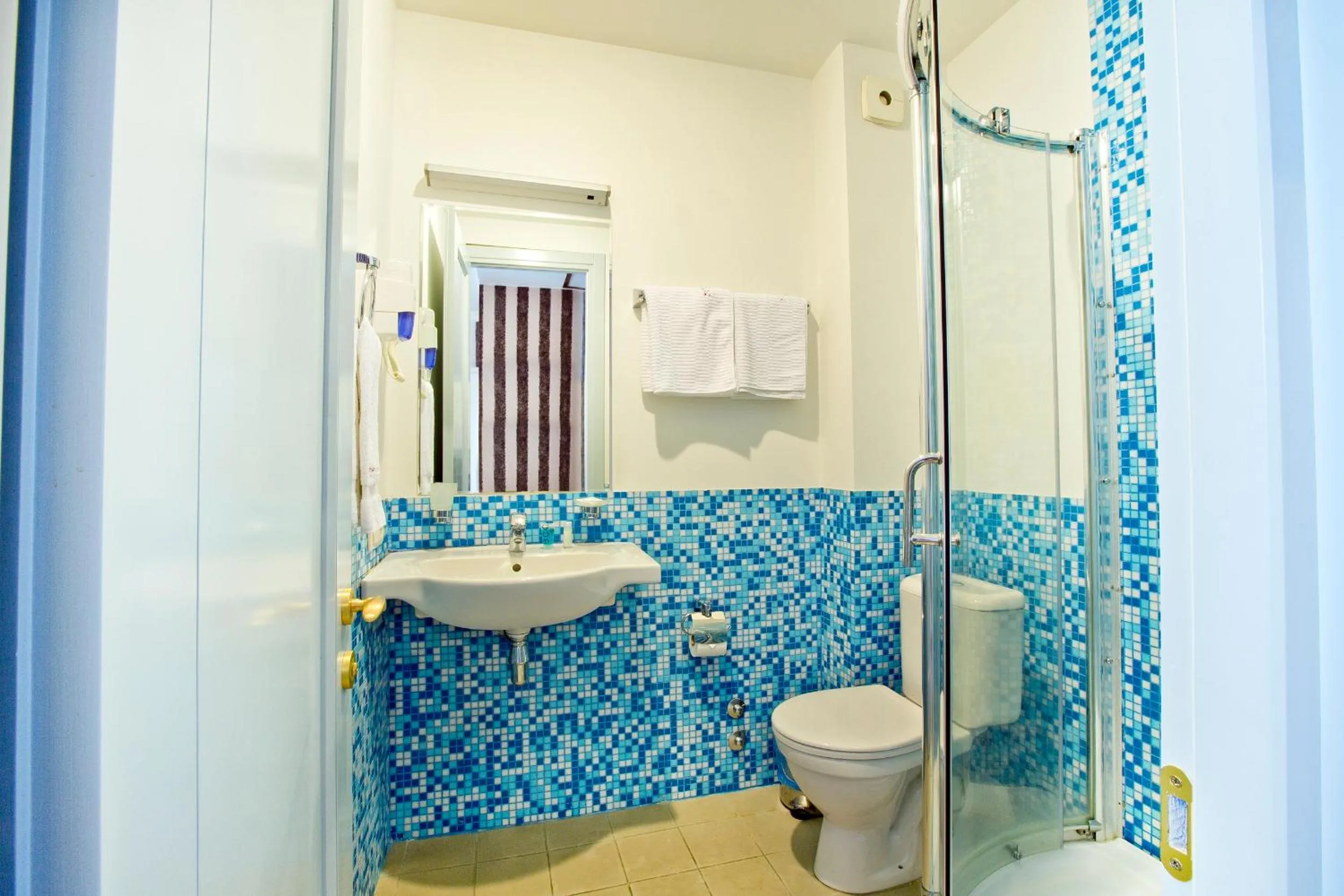 Toilet in Hotel Kopala