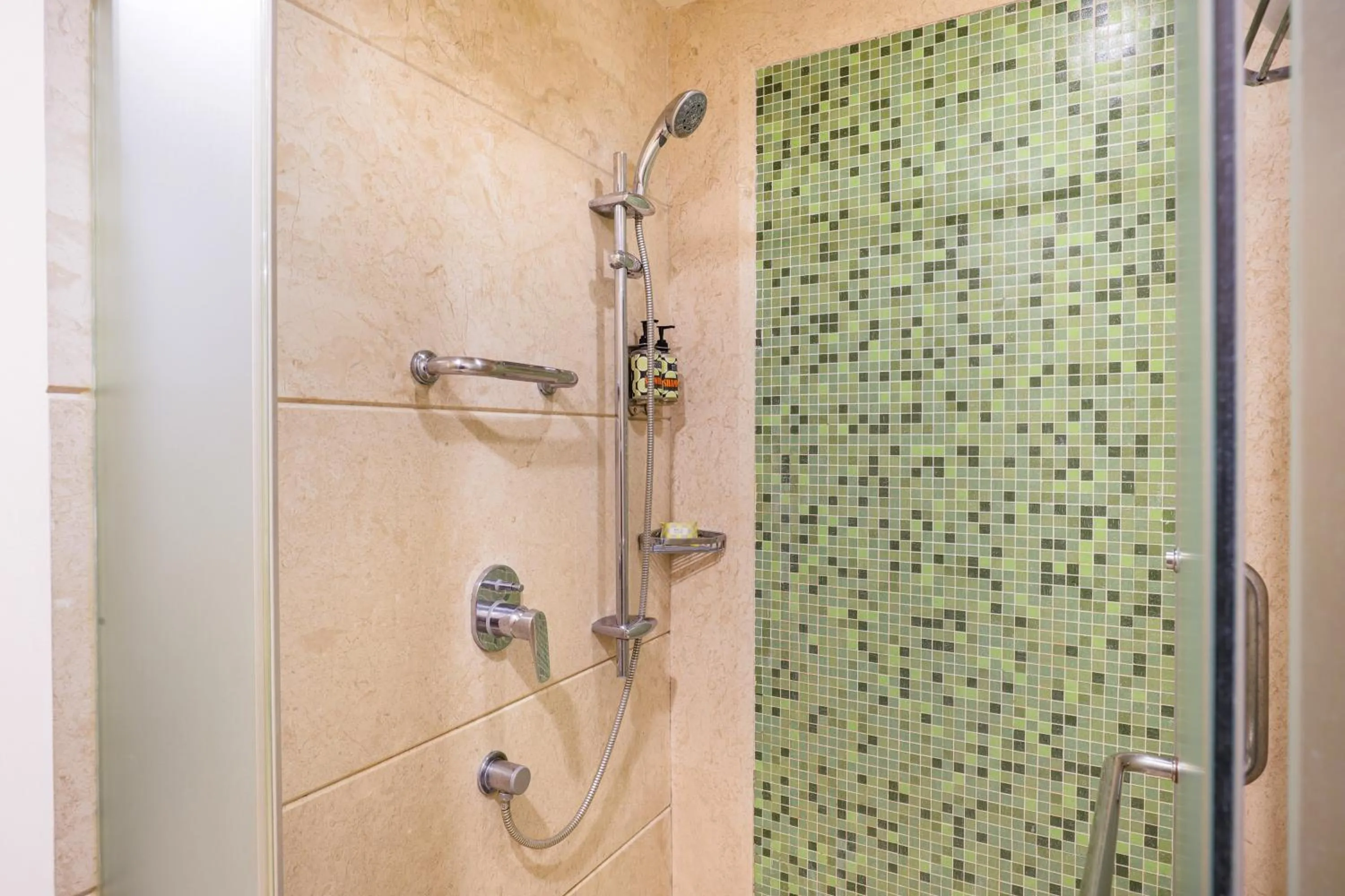 Lemon Tree Premier, Ulsoor Lake, Bengaluru