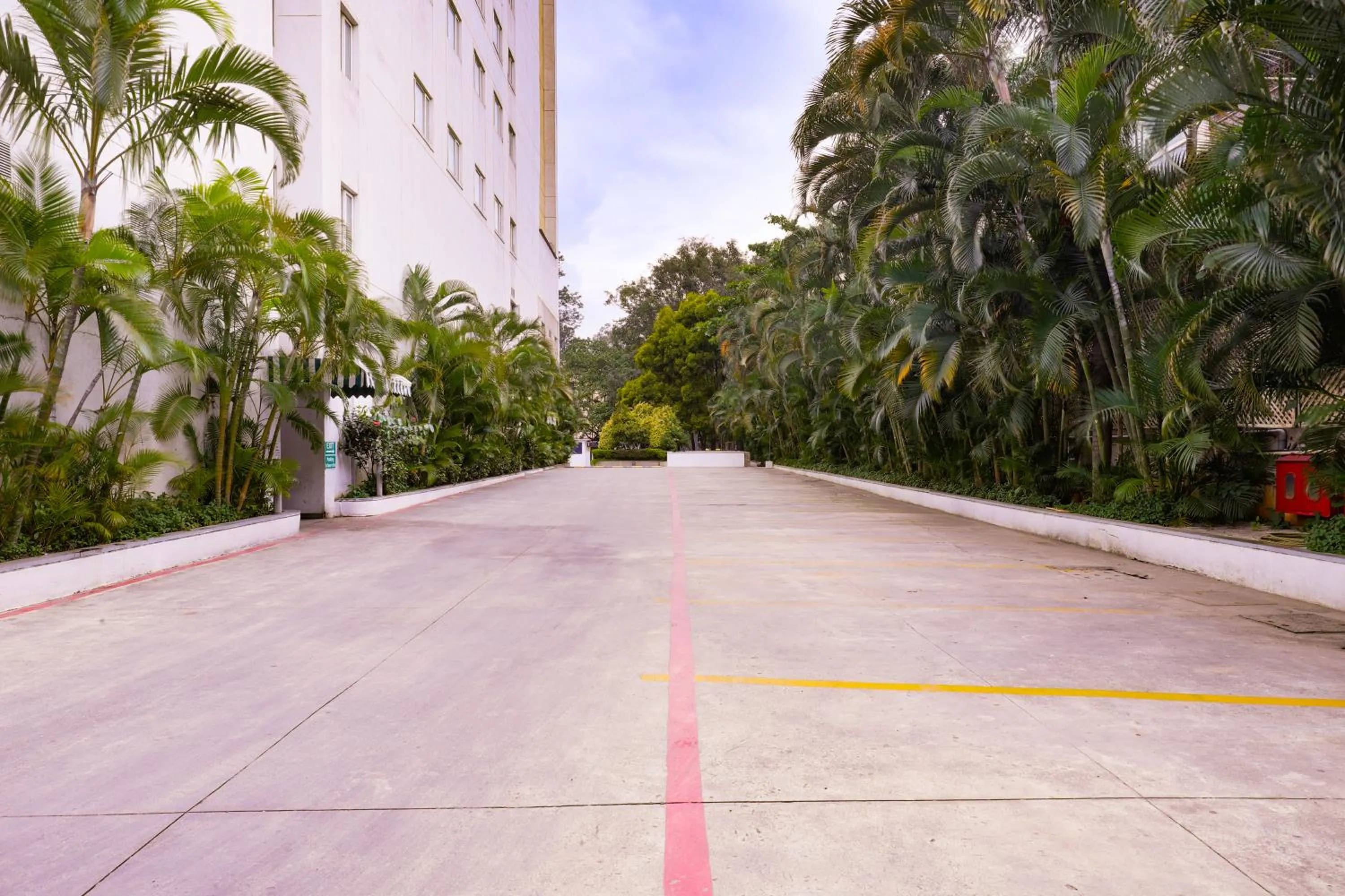 Lemon Tree Premier, Ulsoor Lake, Bengaluru