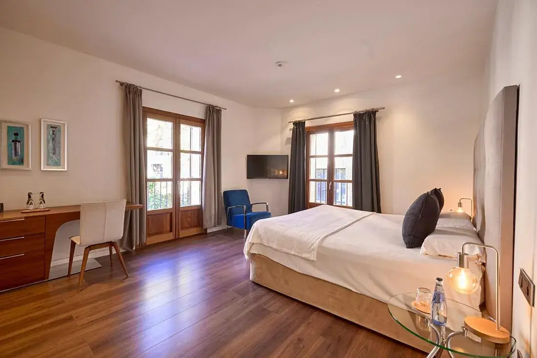 Suite with City View in Hotel Bosch Boutique Suite with City View in Hotel Bosch Boutique