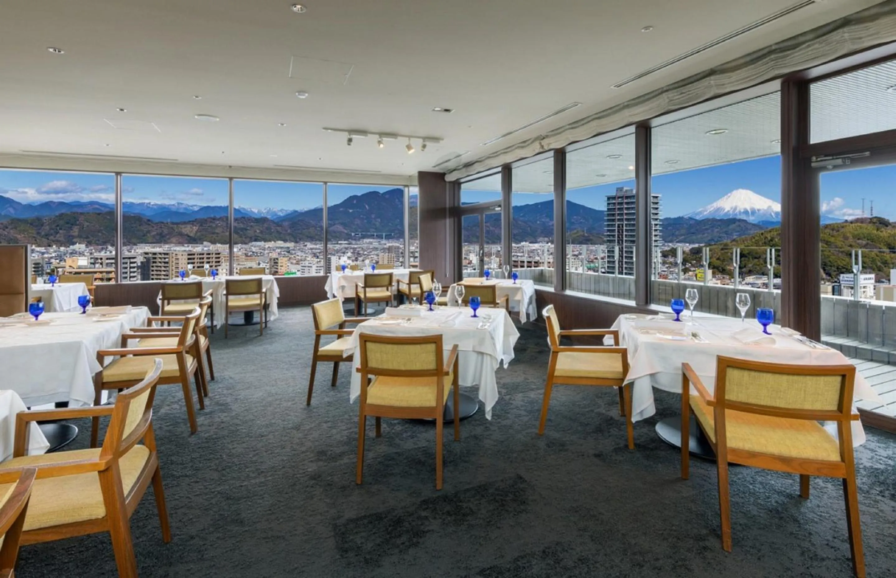 Restaurant/places to eat in Hotel Associa Shizuoka