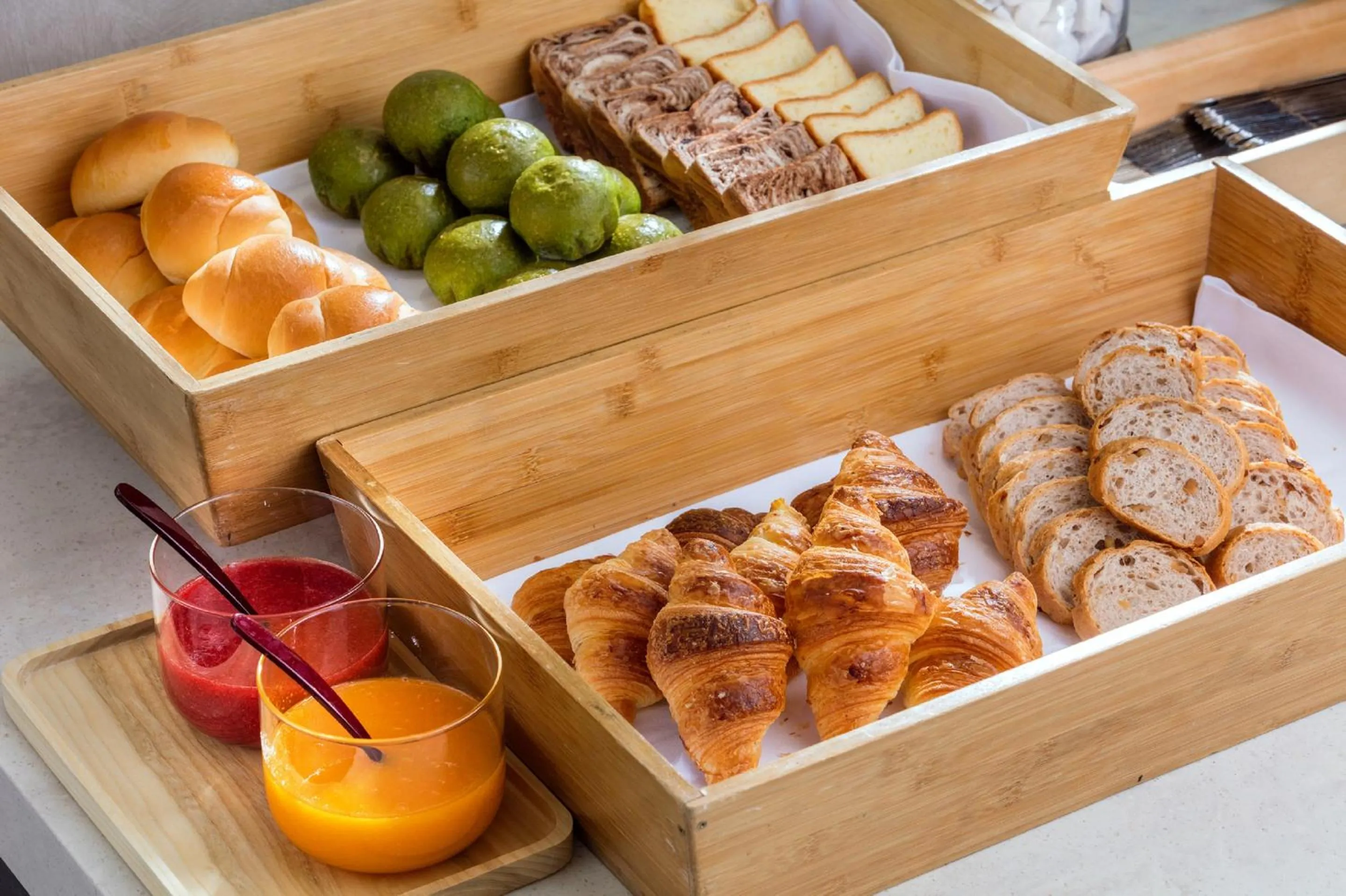 Restaurant/places to eat in Hotel Associa Shizuoka