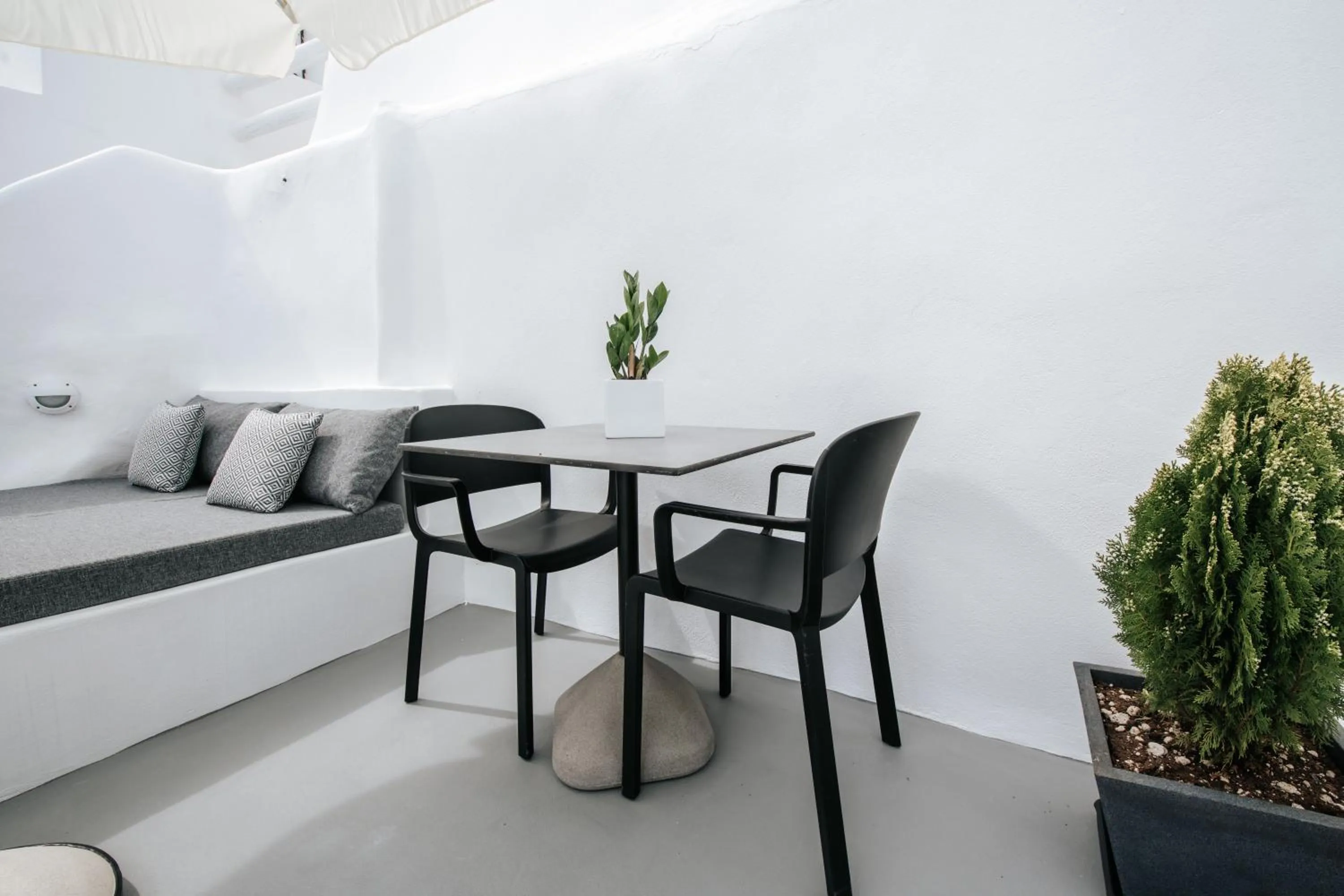Balcony/Terrace in Virginia's Cave Villas