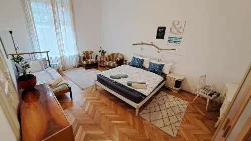 Gaia Astoria Gaia Astoria