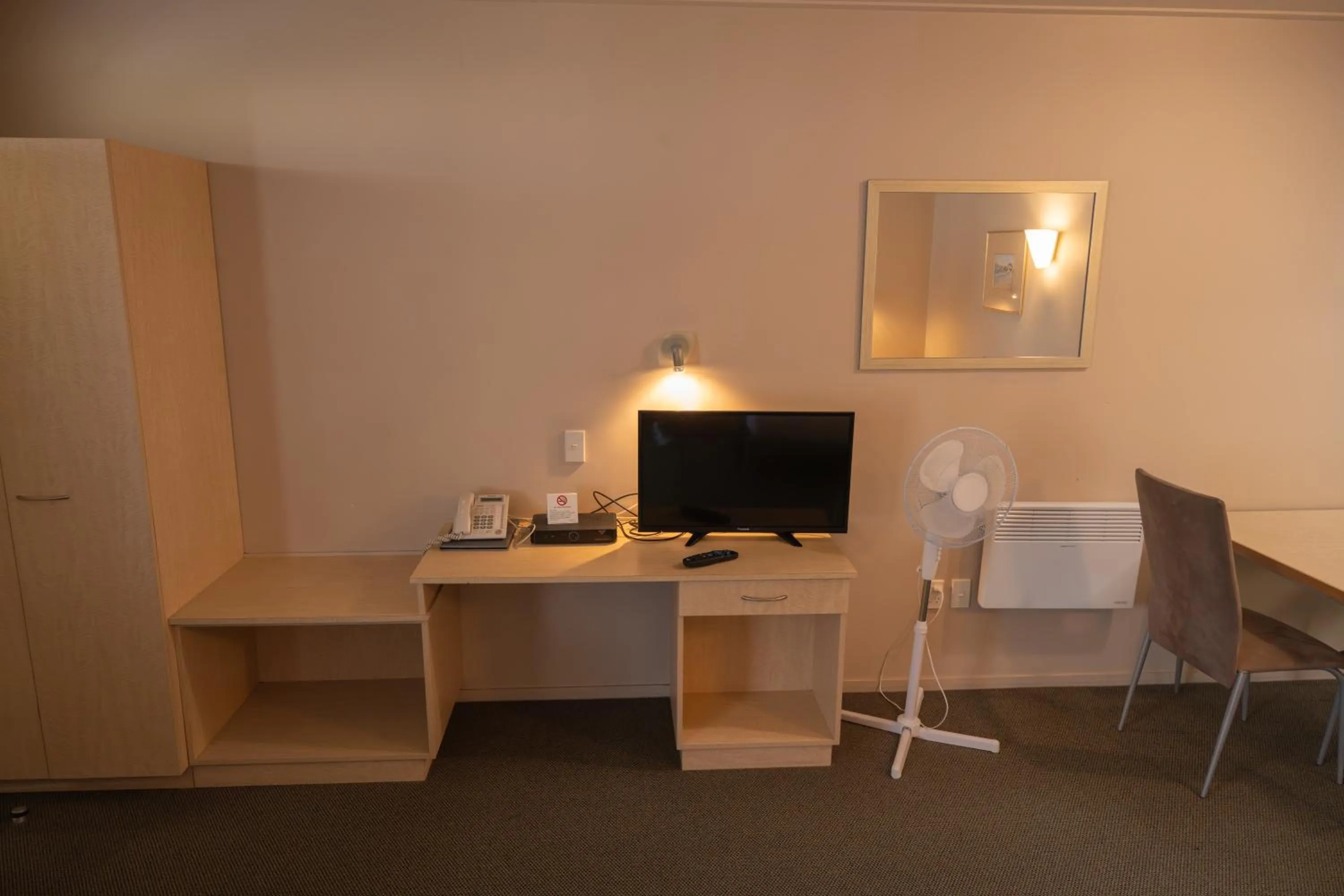 Victoria Court Motor Lodge - Free Parking