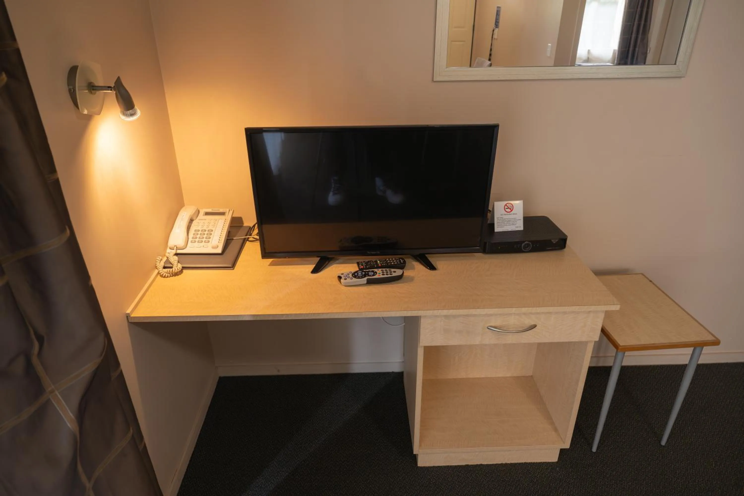 Victoria Court Motor Lodge - Free Parking