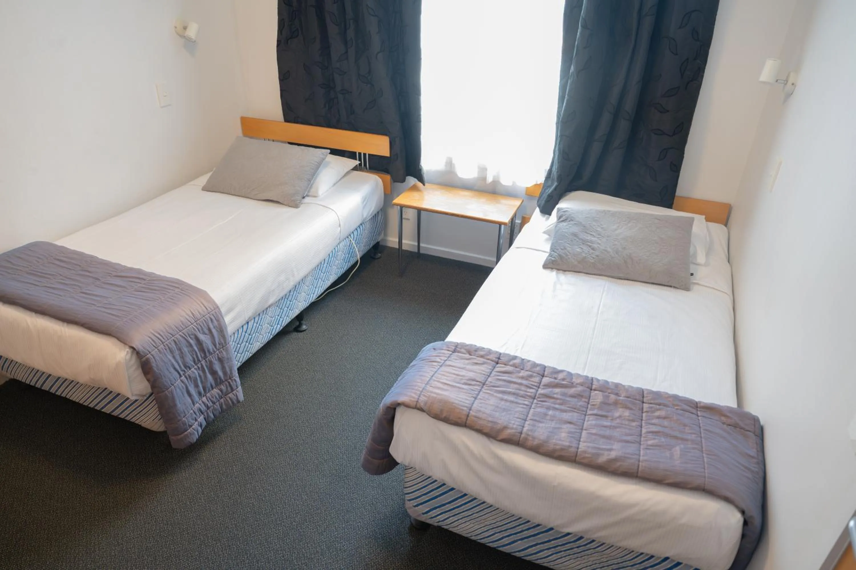 Bed in Victoria Court Motor Lodge - Free Parking