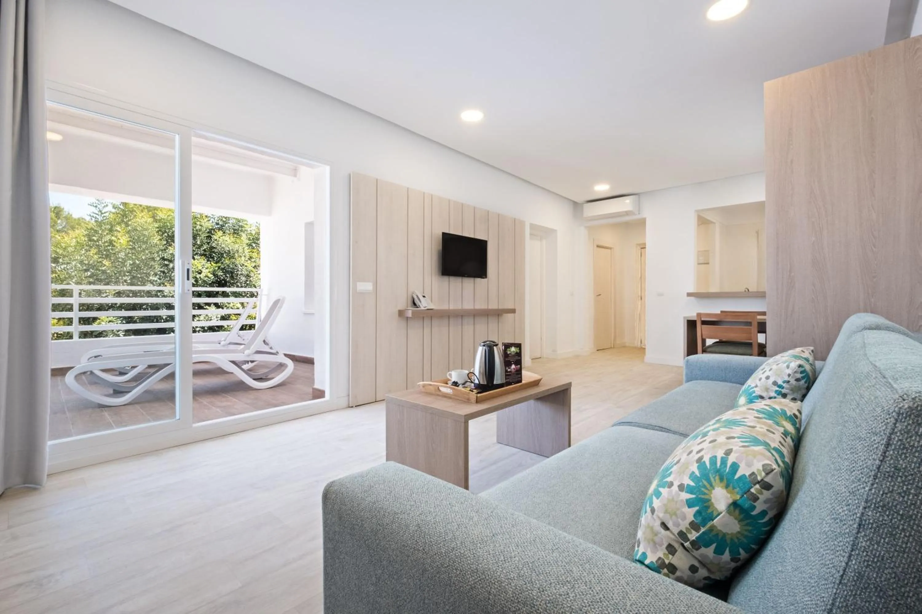 Photo of the whole room in azuLine Hotel Palmanova Garden