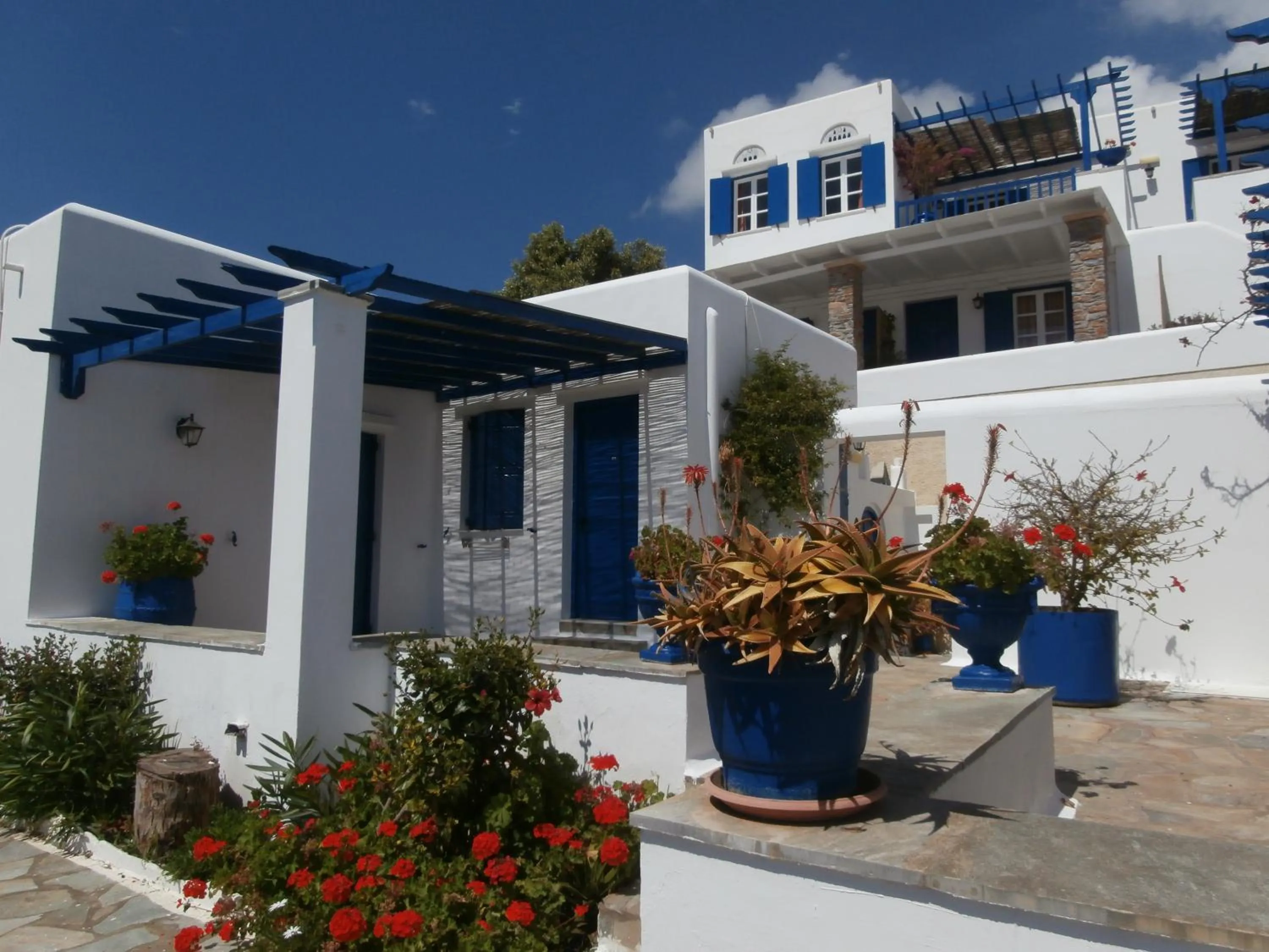 Facade/entrance in Kionia Galini Bangalows