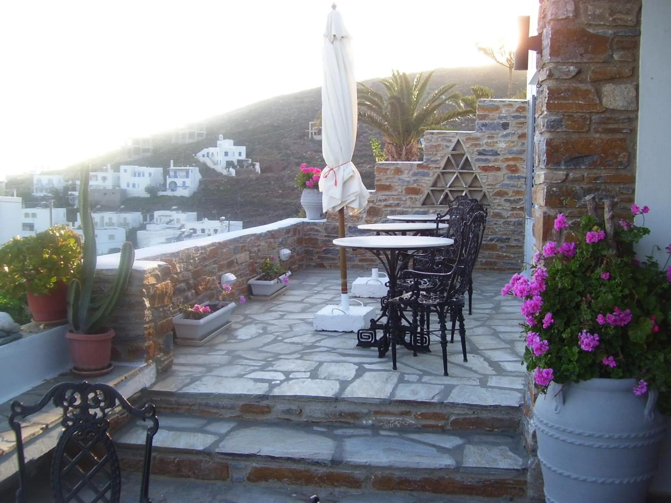 Restaurant/places to eat in Kionia Galini Bangalows