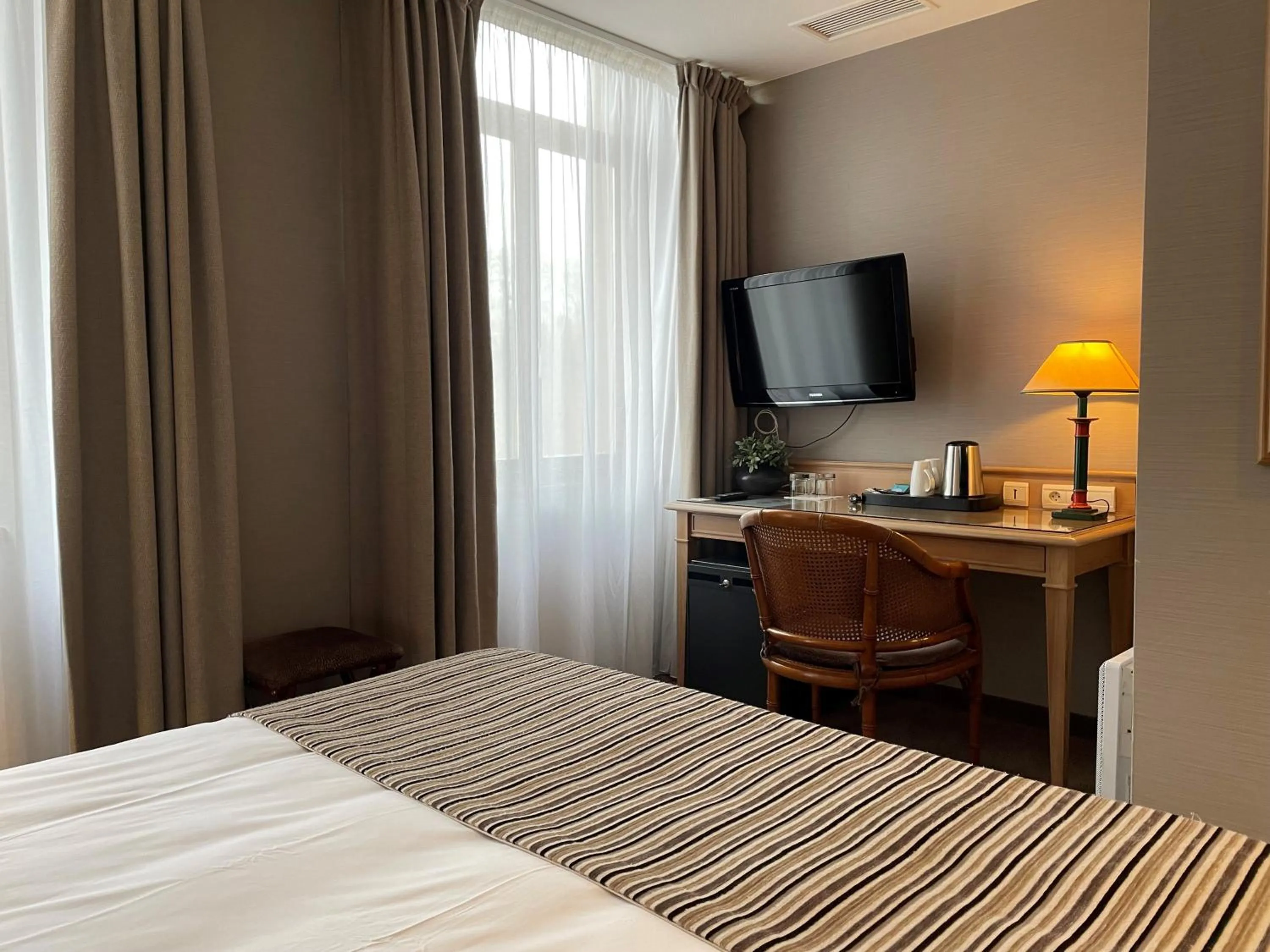 Bed in Hôtel EUROPE